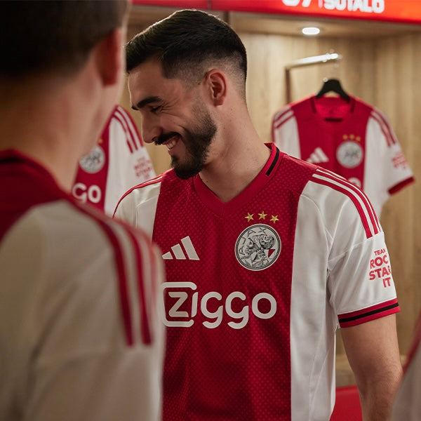 Ajax’s Home Jersey 2025/26