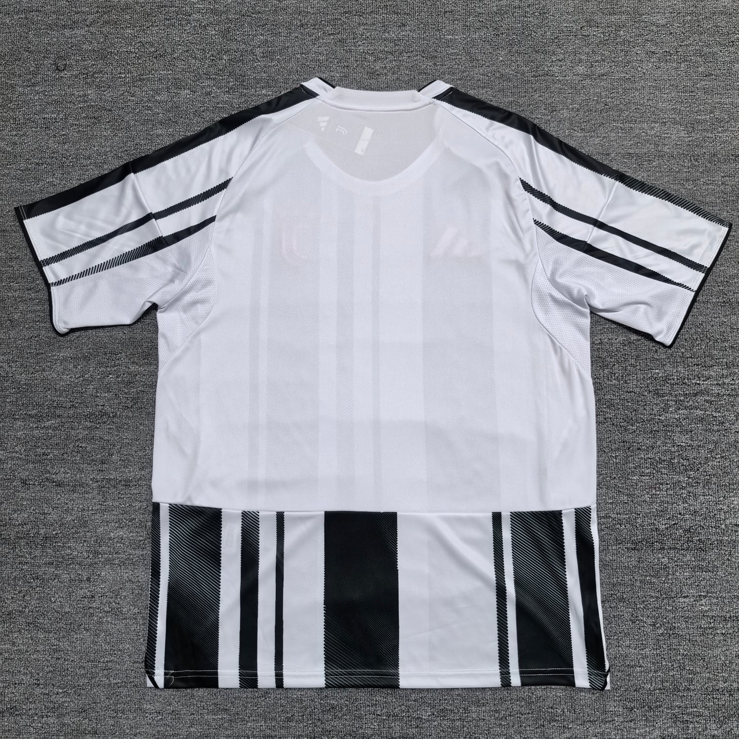 Juventus’ Home Jersey 25/26 - Classic XI