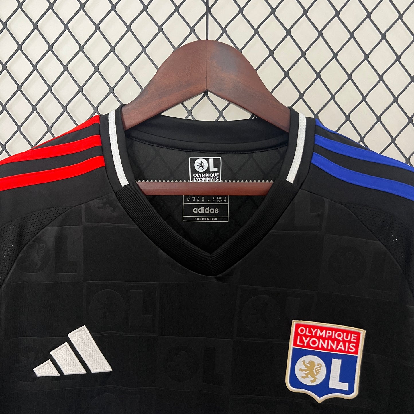 Lyon’s Away Jersey 24/25 - Classic XI