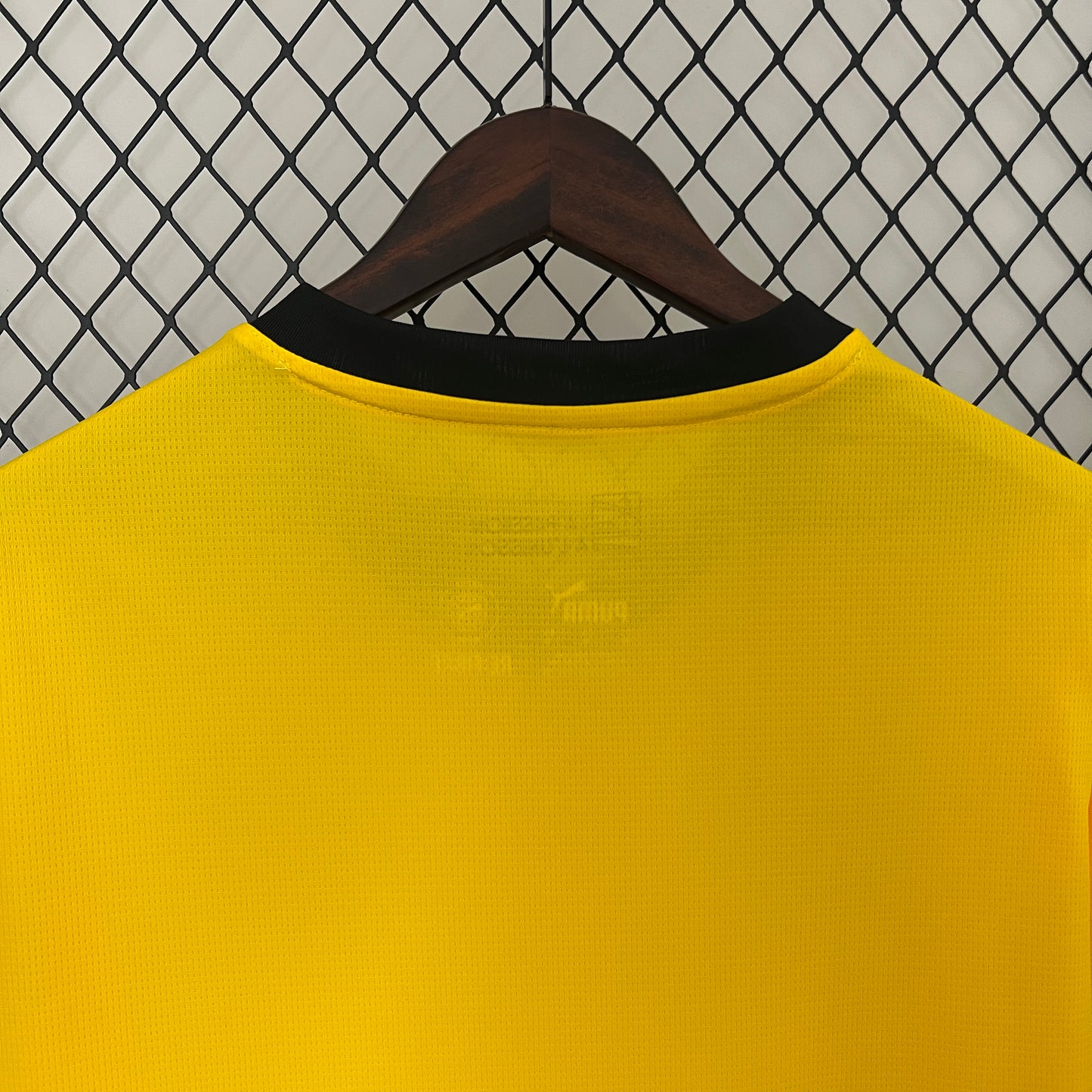 Lens’ Home Jersey 24/25 - Classic XI