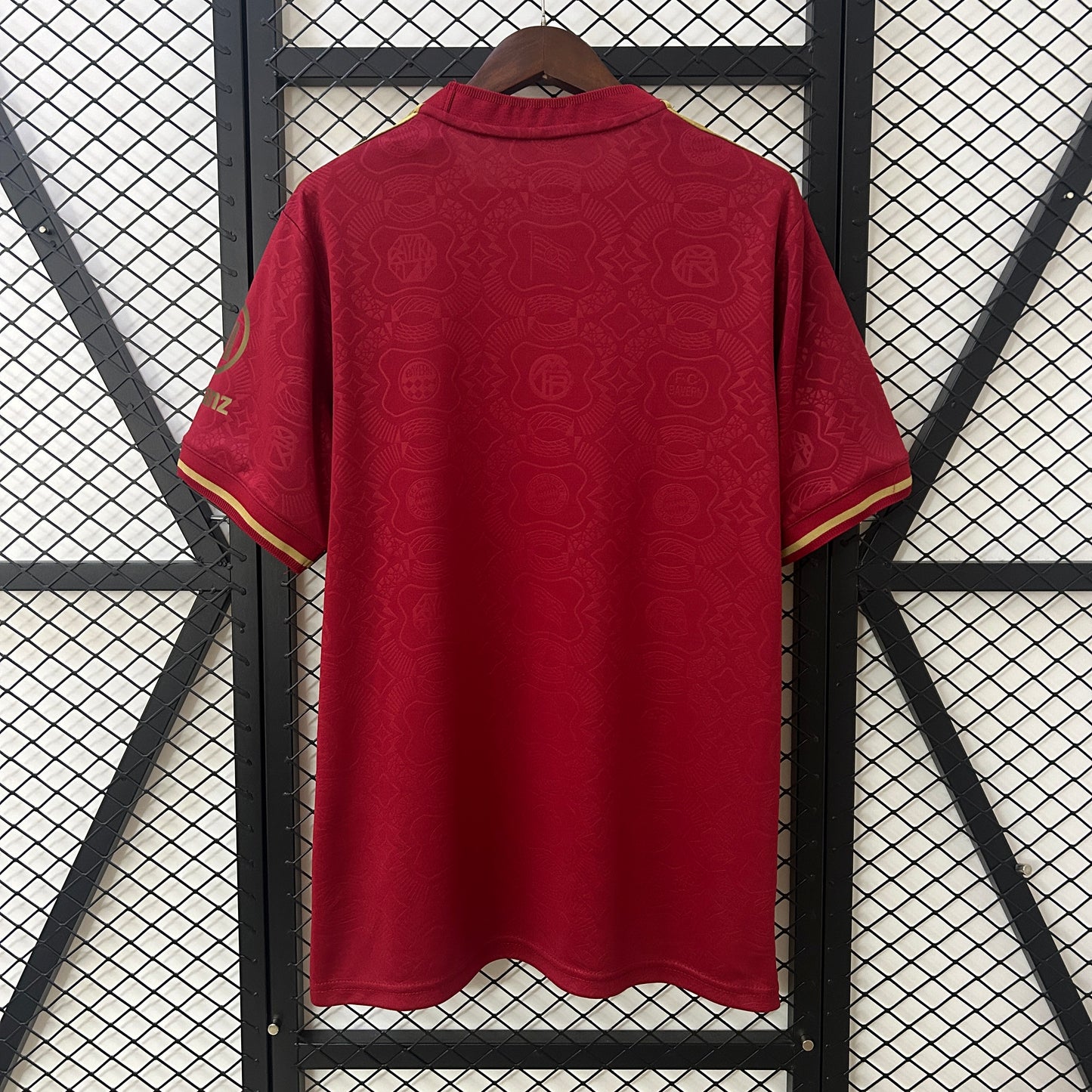 Bayern Monaco’s 125 years Red Edition Jersey - Classic XI