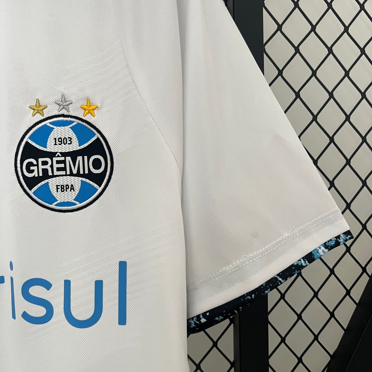 Gremio’s Away Jersey 24/25 - Classic XI