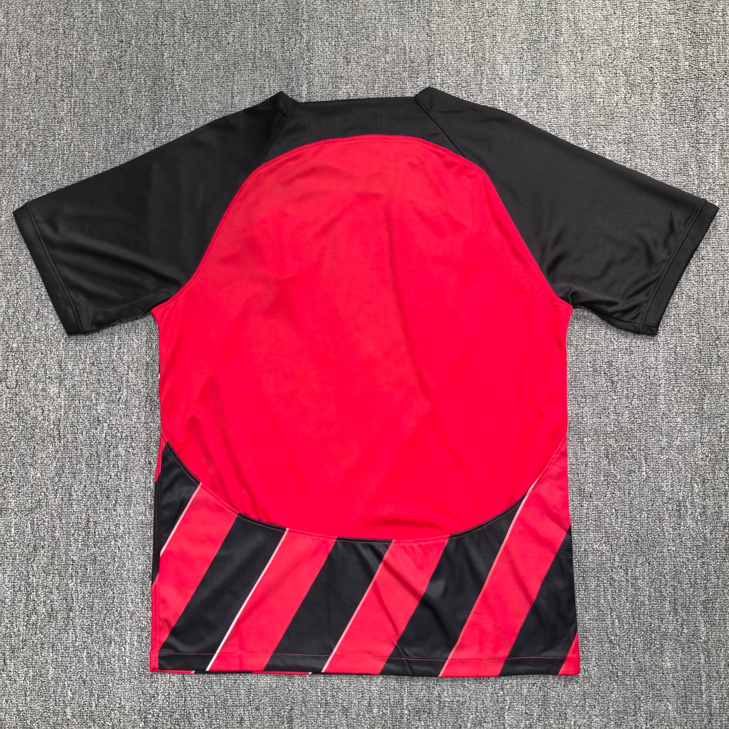 Frankfurt’s Home Jersey 24/25 - Classic XI