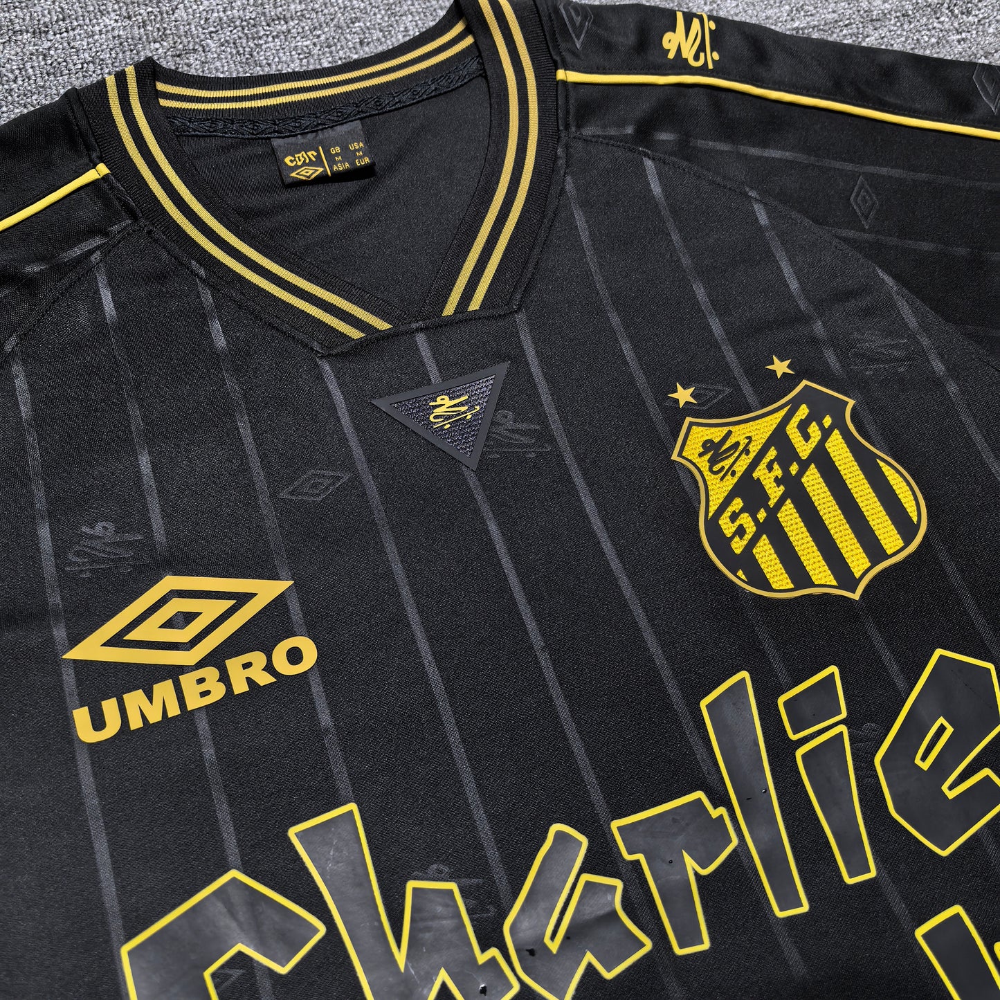 Santos’ Home Jersey x Charlie Brown - Classic XI