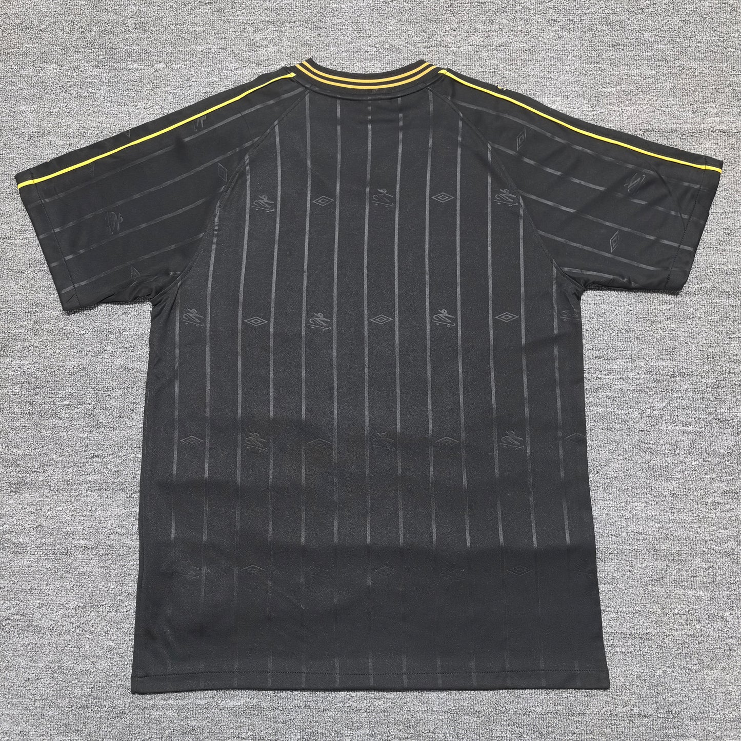Santos’ Home Jersey x Charlie Brown - Classic XI