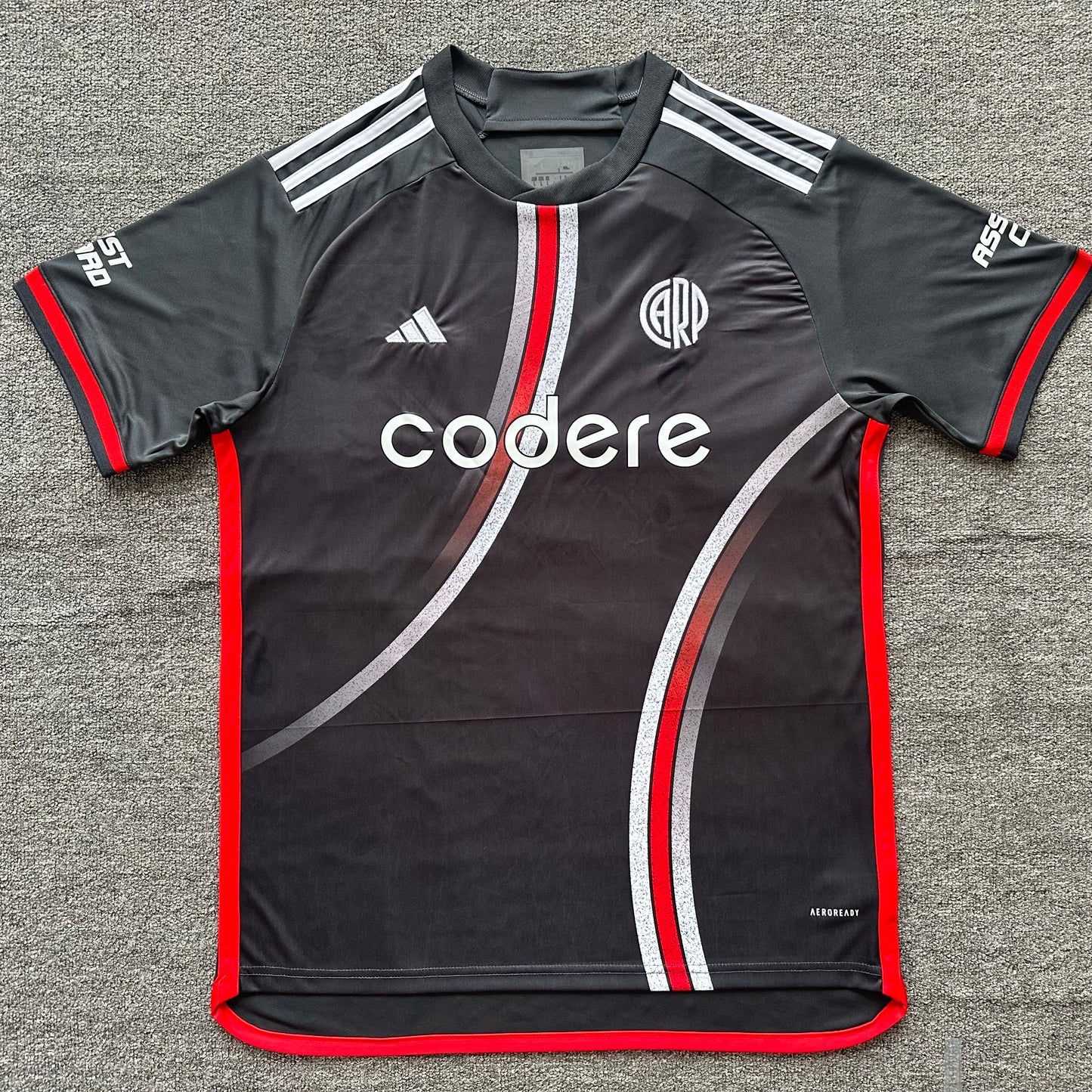 River Plate’s Away Jersey 24/25 - Classic XI
