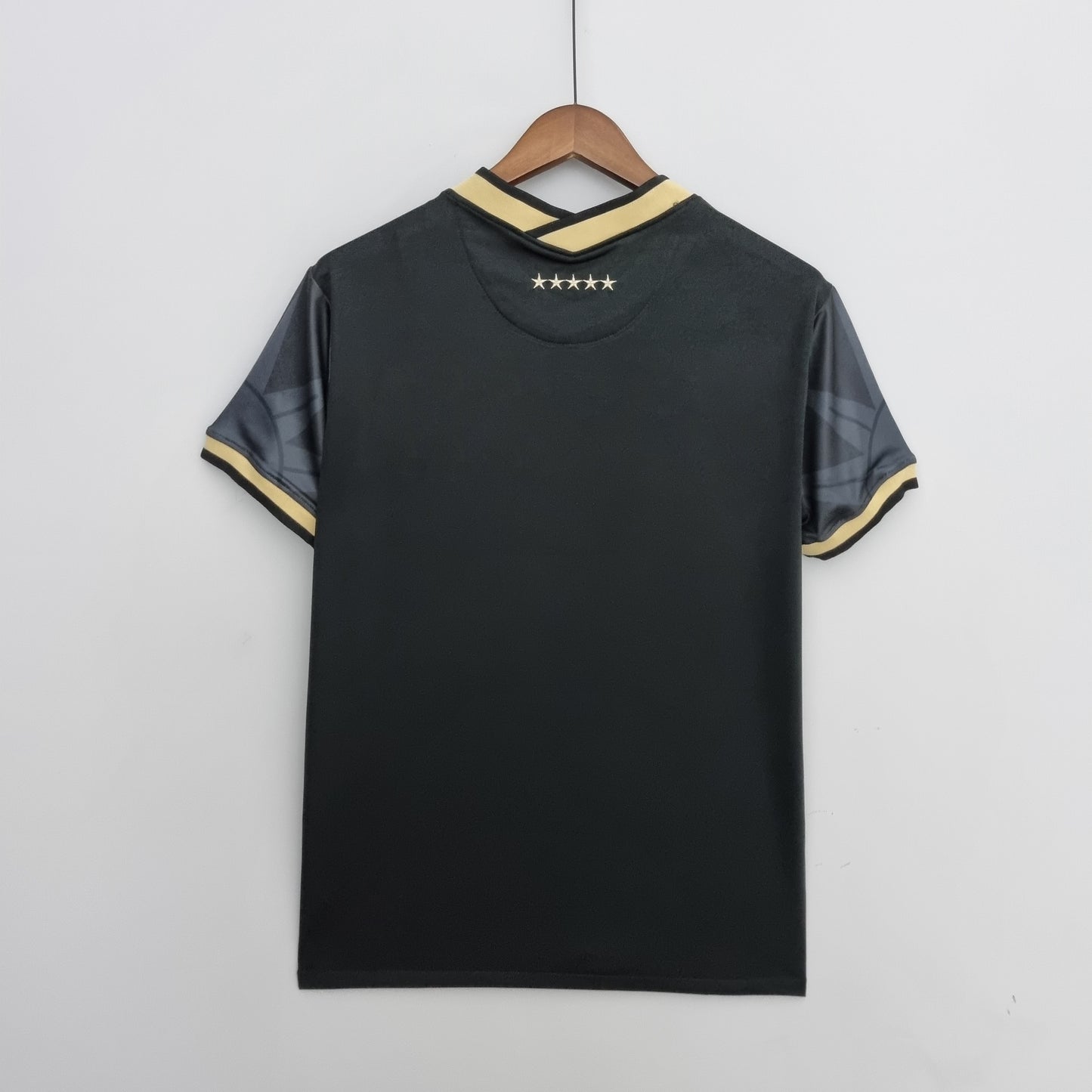 Brasil’s Black & Gold Jersey - Classic XI