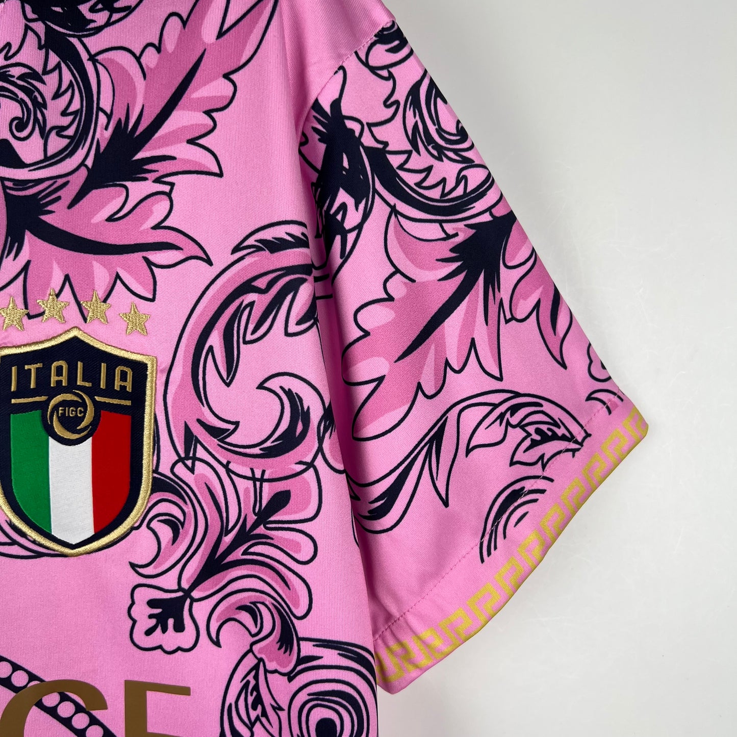 Italy’s Versace Edition (pink) Jersey - Classic XI