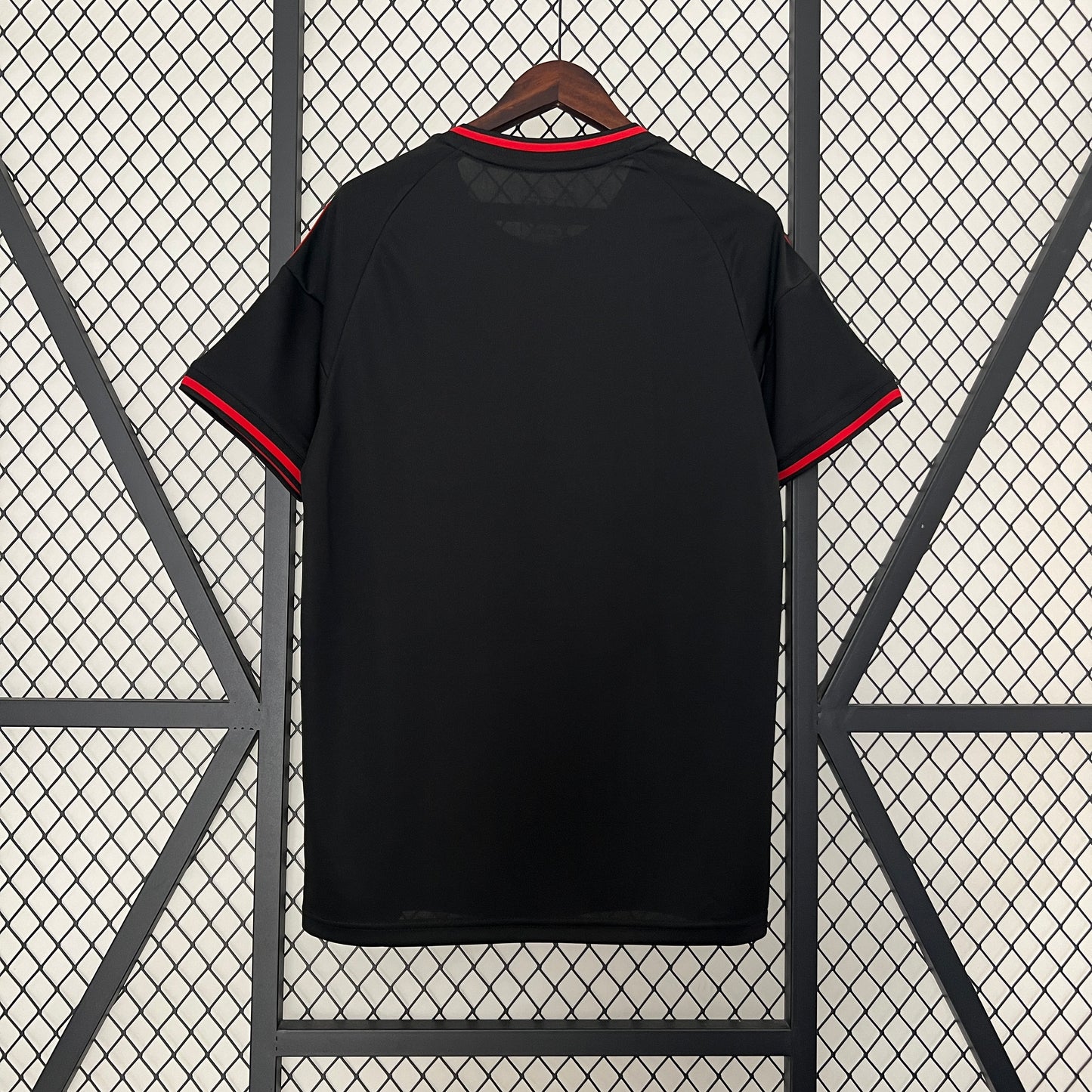 Japan’s Special Edition Jersey “Red Wave” - Classic XI