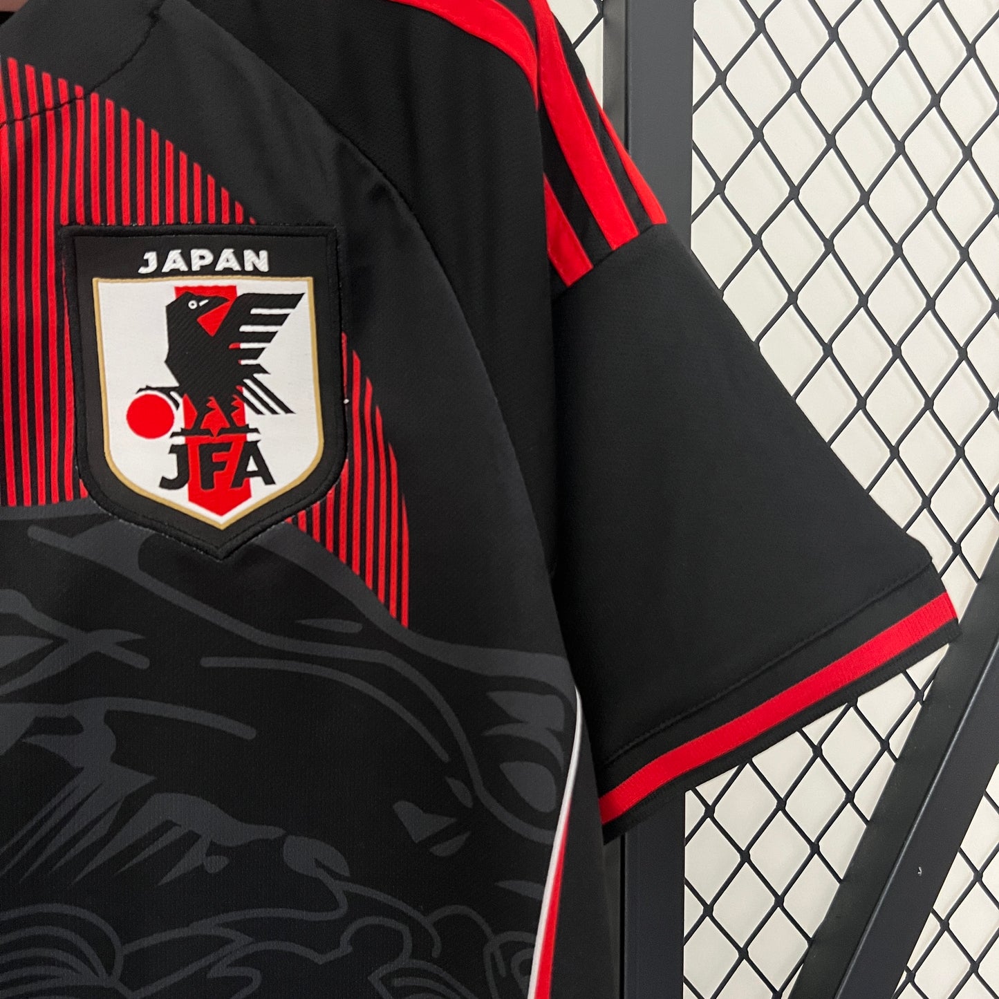 Japan’s Special Edition Jersey “Red Wave” - Classic XI