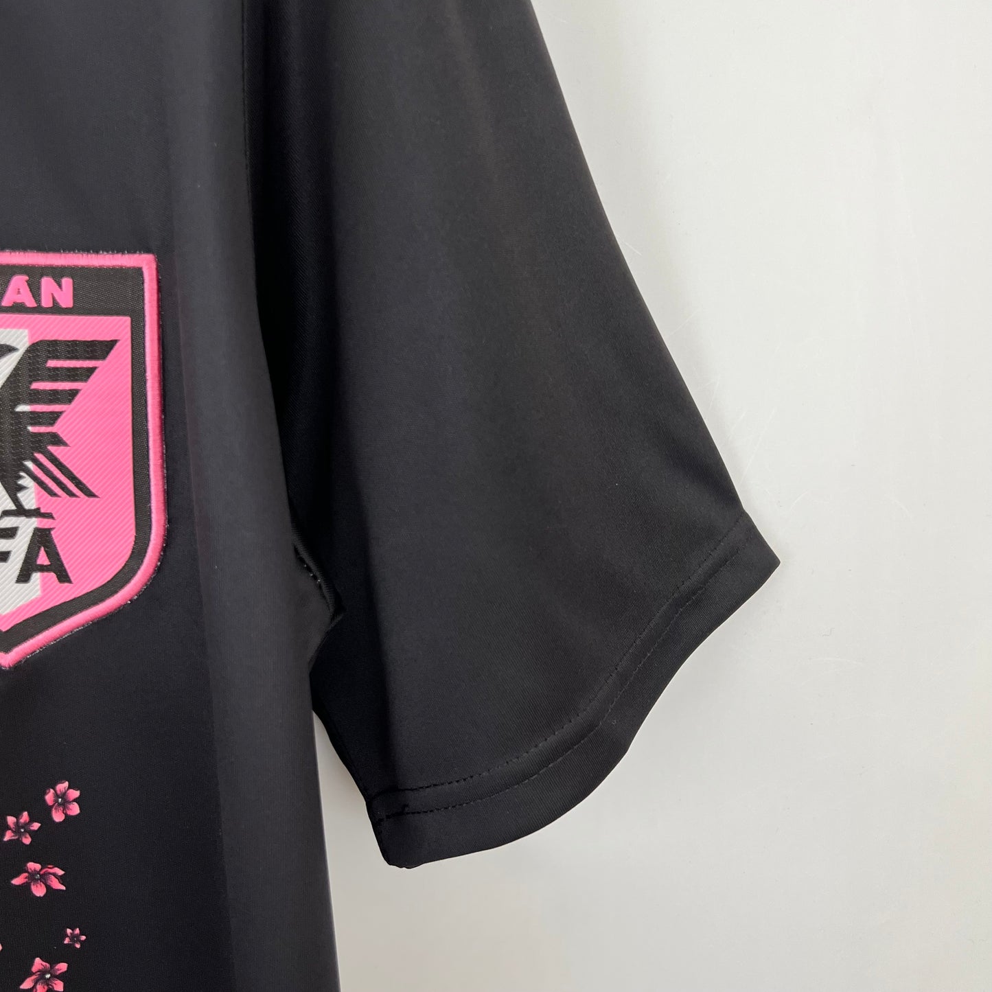 Japan’s Special Edition Jersey “Pink Dragon ‘80” - Classic XI