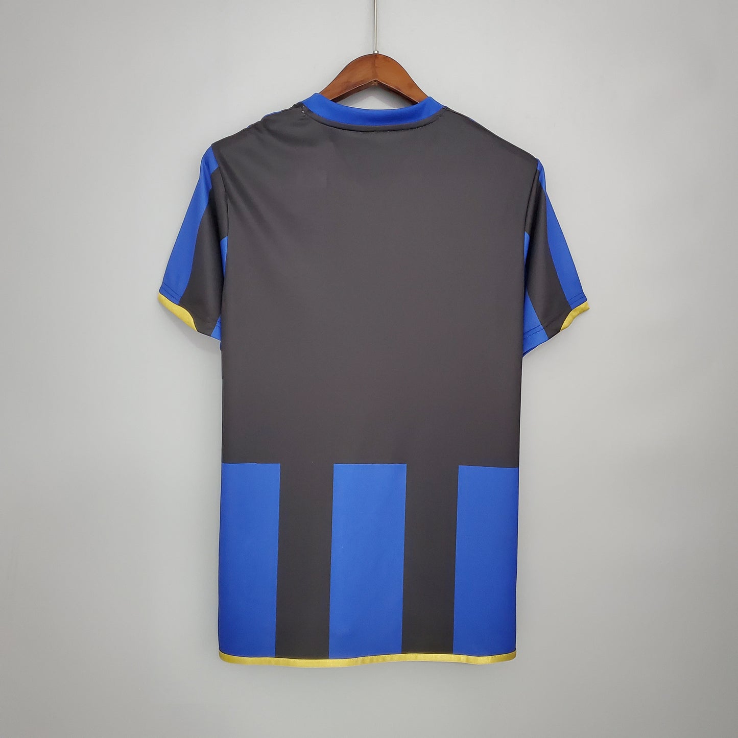 Inter’s Home Jersey 08/09 - Classic XI