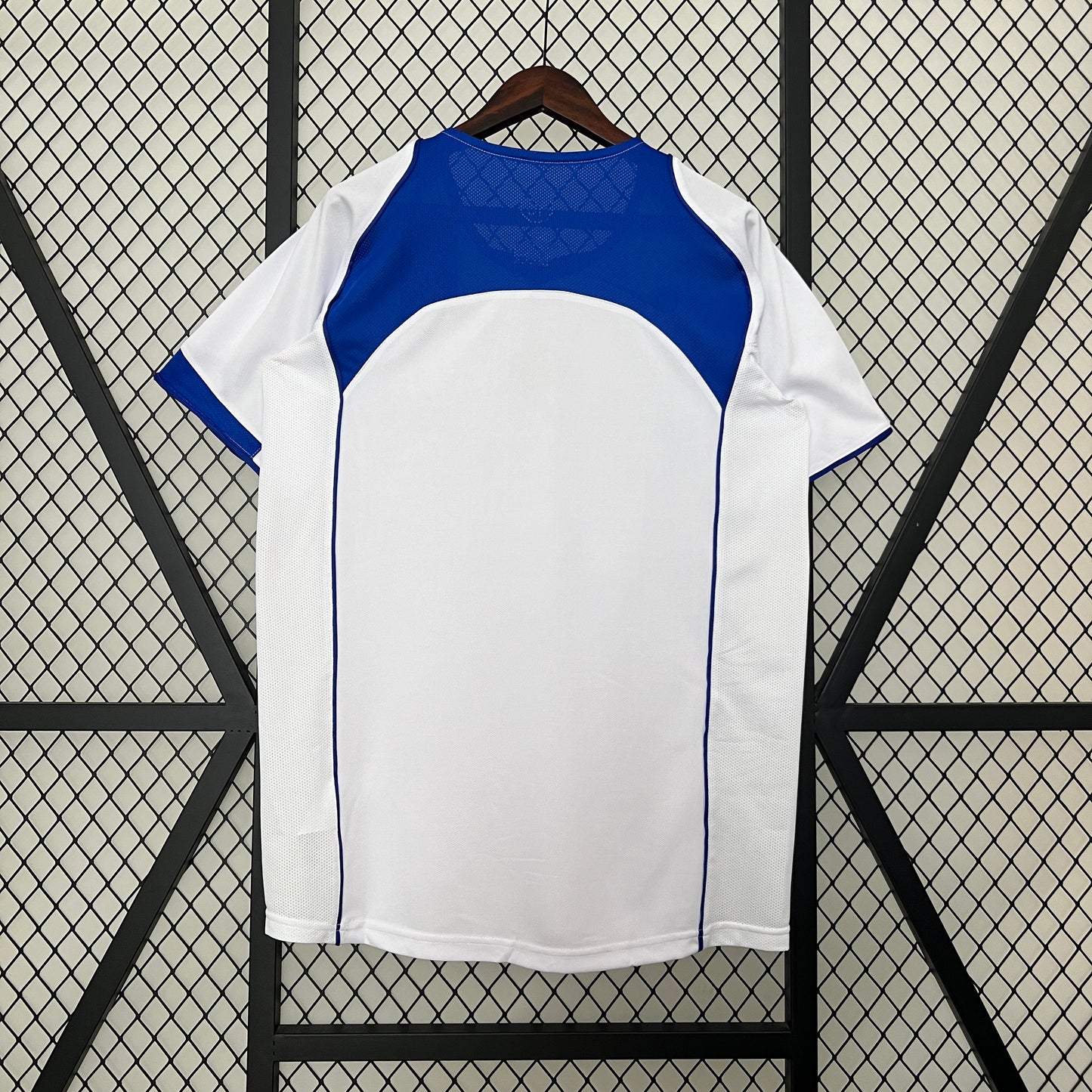 Inter’s Away Jersey 04/05 - Classic XI