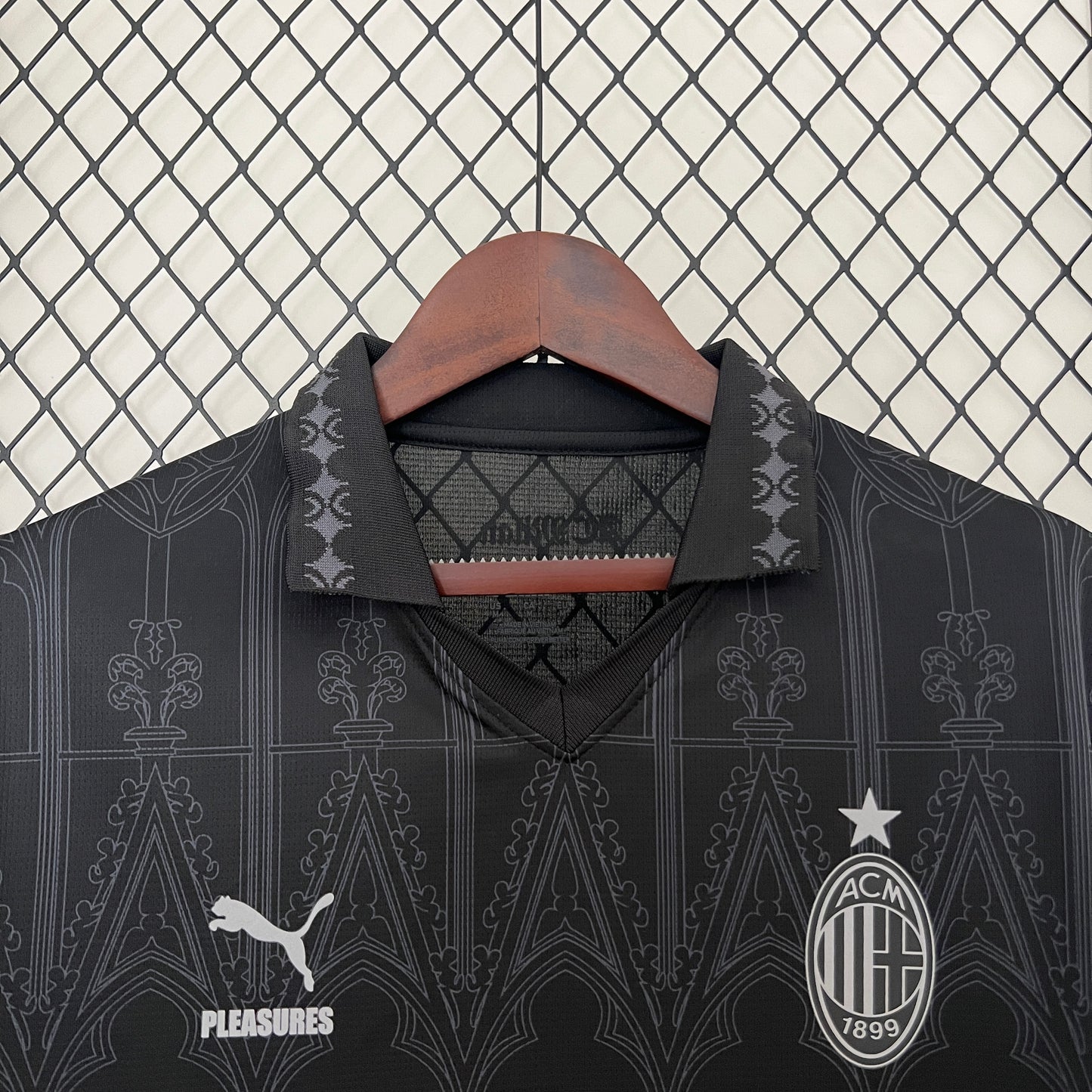 Milan’s Black Edition Jersey - Classic XI