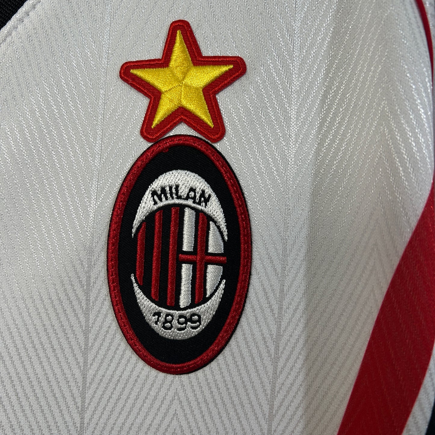 Milan’s Away Jersey 98/99 - Classic XI