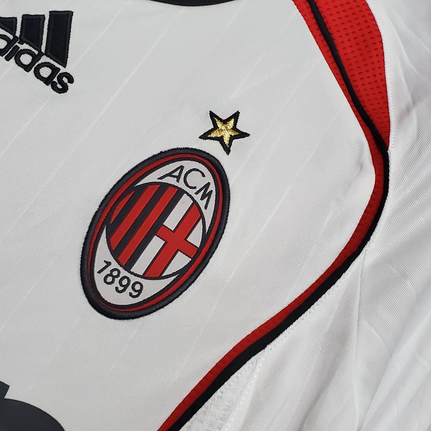 Milan’s Away Jersey 06/07 (Champions League Final)-Short Sleeves - Classic XI