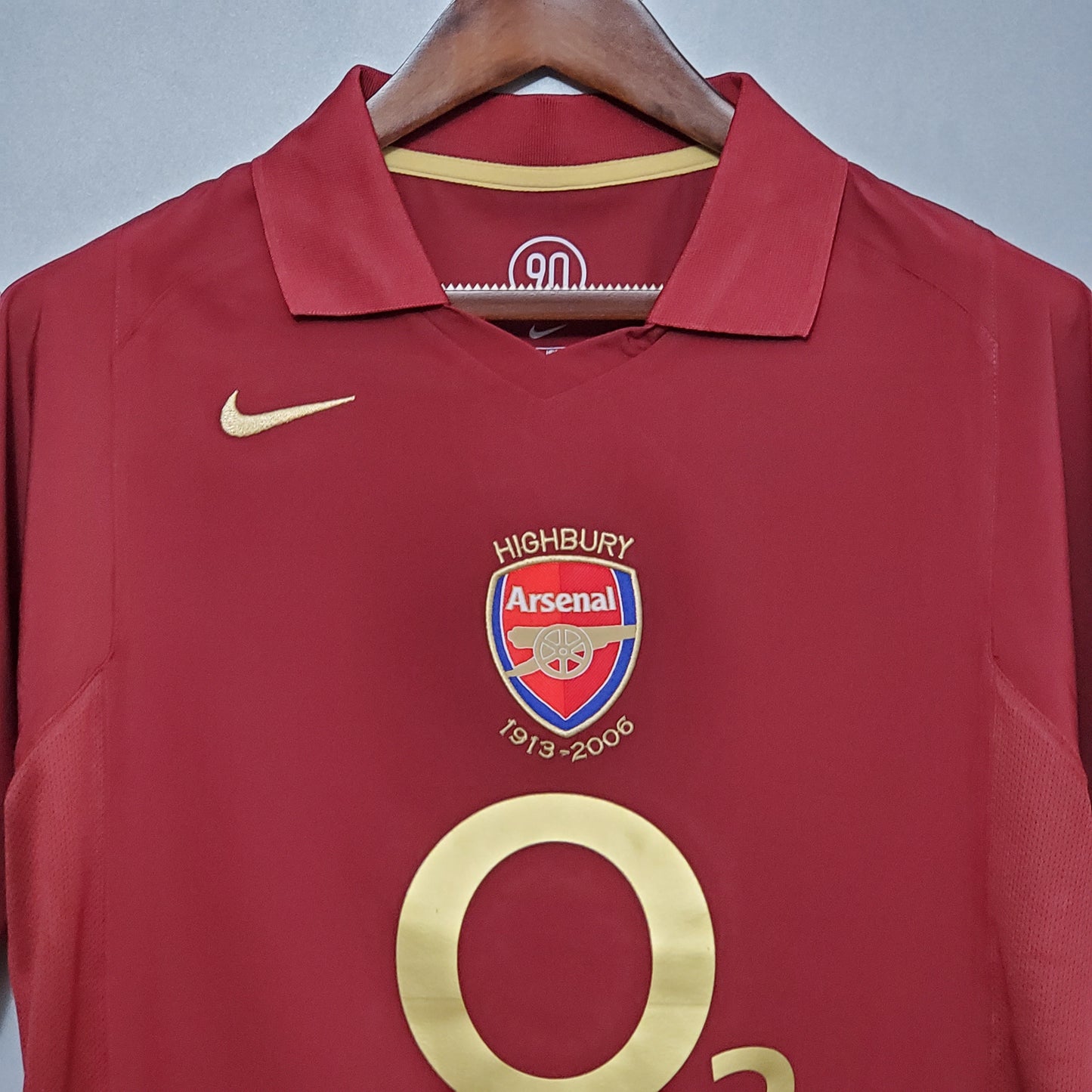 Arsenal’s Home Jersey 05/06 (short sleeves) - Classic XI