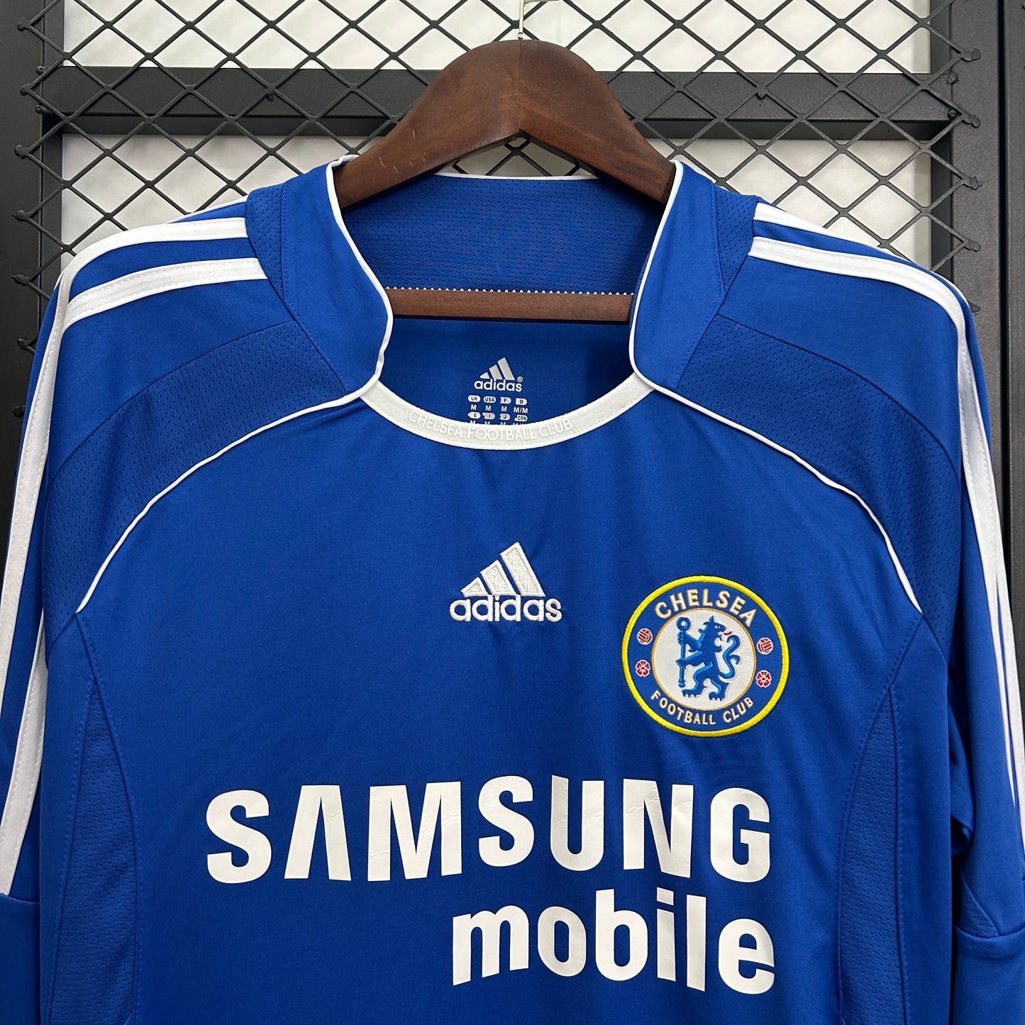 Chelsea’s Home Jersey 06/07 (long sleeves) - Classic XI