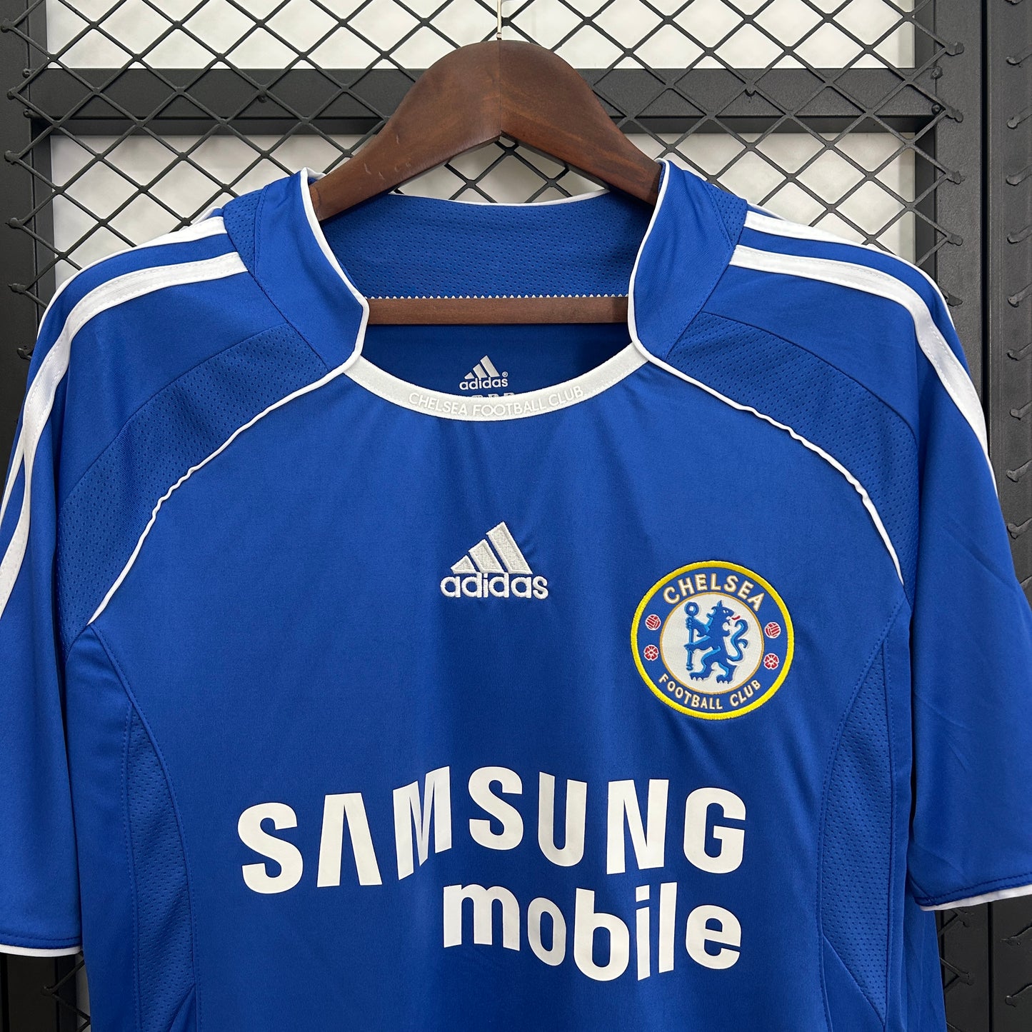Chelsea’s Home Jersey 06/07 (short sleeves) - Classic XI