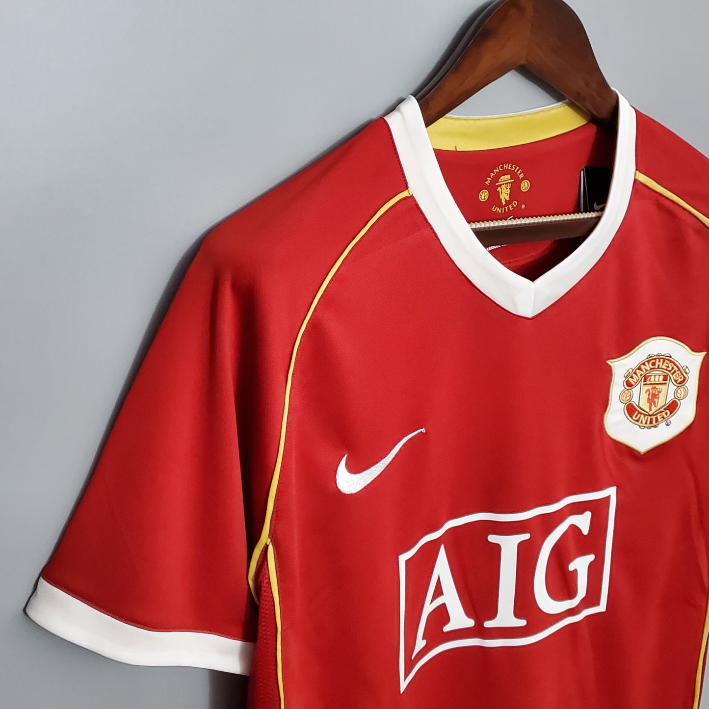 Manchester United’s Home Jersey 06/07 - Classic XI