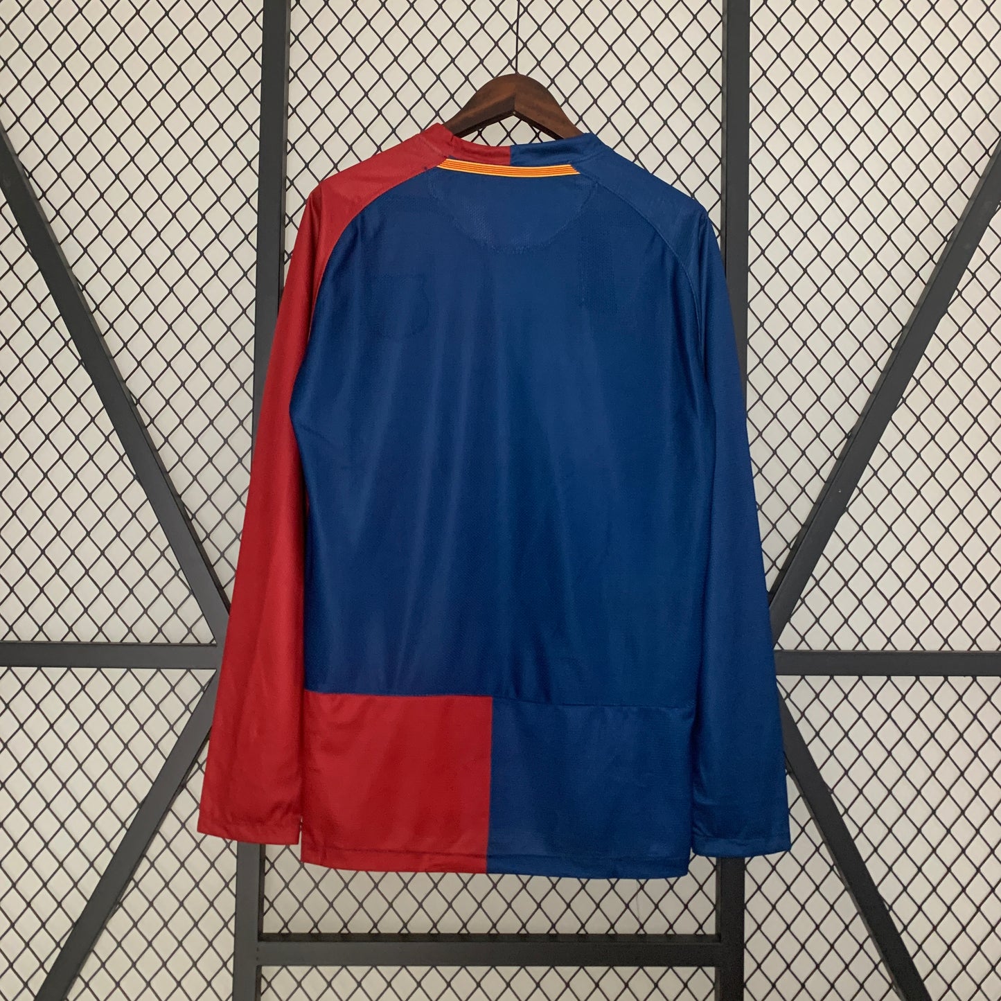 Barcellona’s Home Jersey 08/09 (Long Sleeves)-Champions League Final - Classic XI