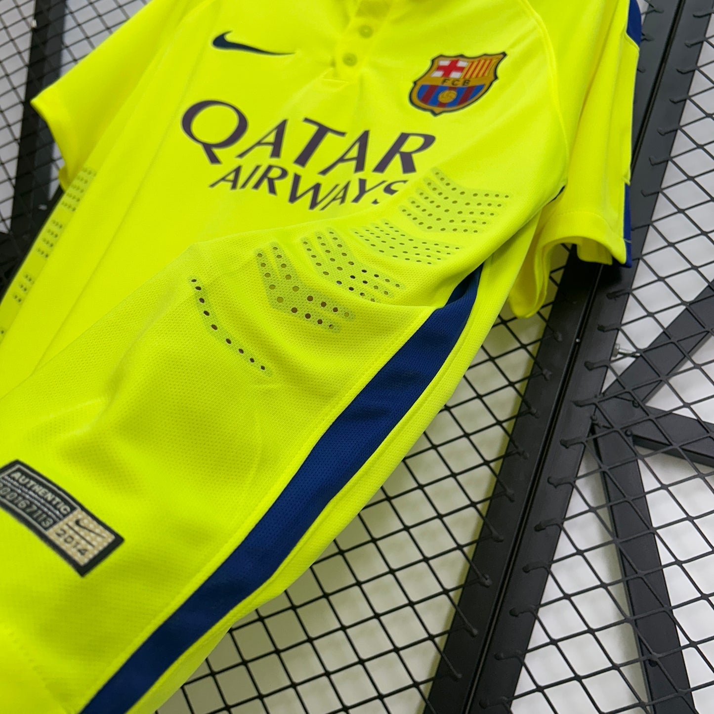 Barcellona’s 3rd Jersey 14/15 - Classic XI