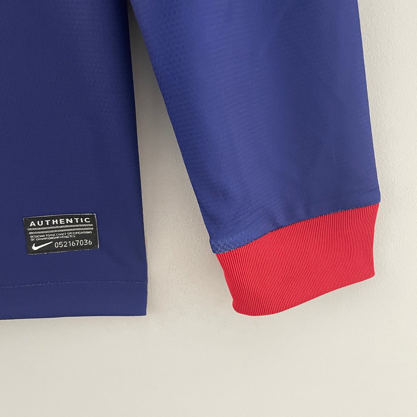 Barcellona’s Home Jersey 12/13 (Long Sleeves) - Classic XI
