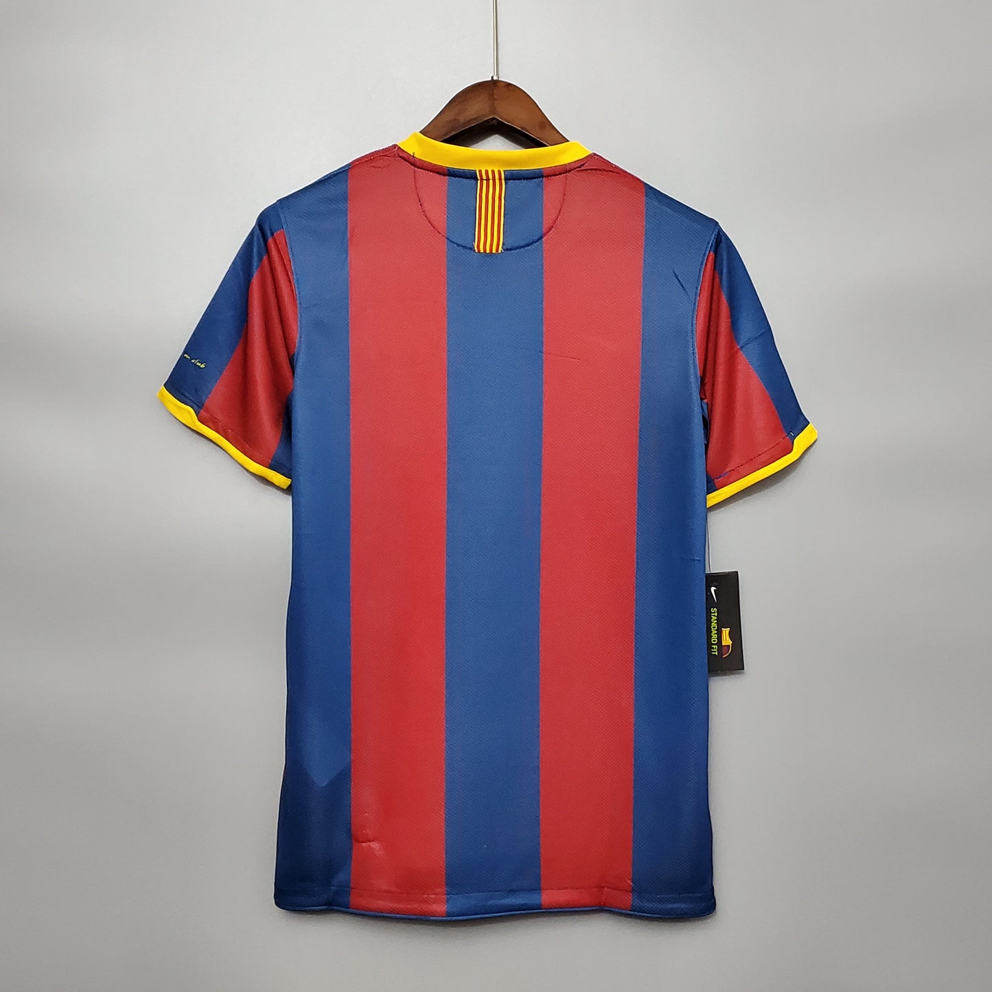 Barcellona’s Home Jersey 10/11 - Classic XI
