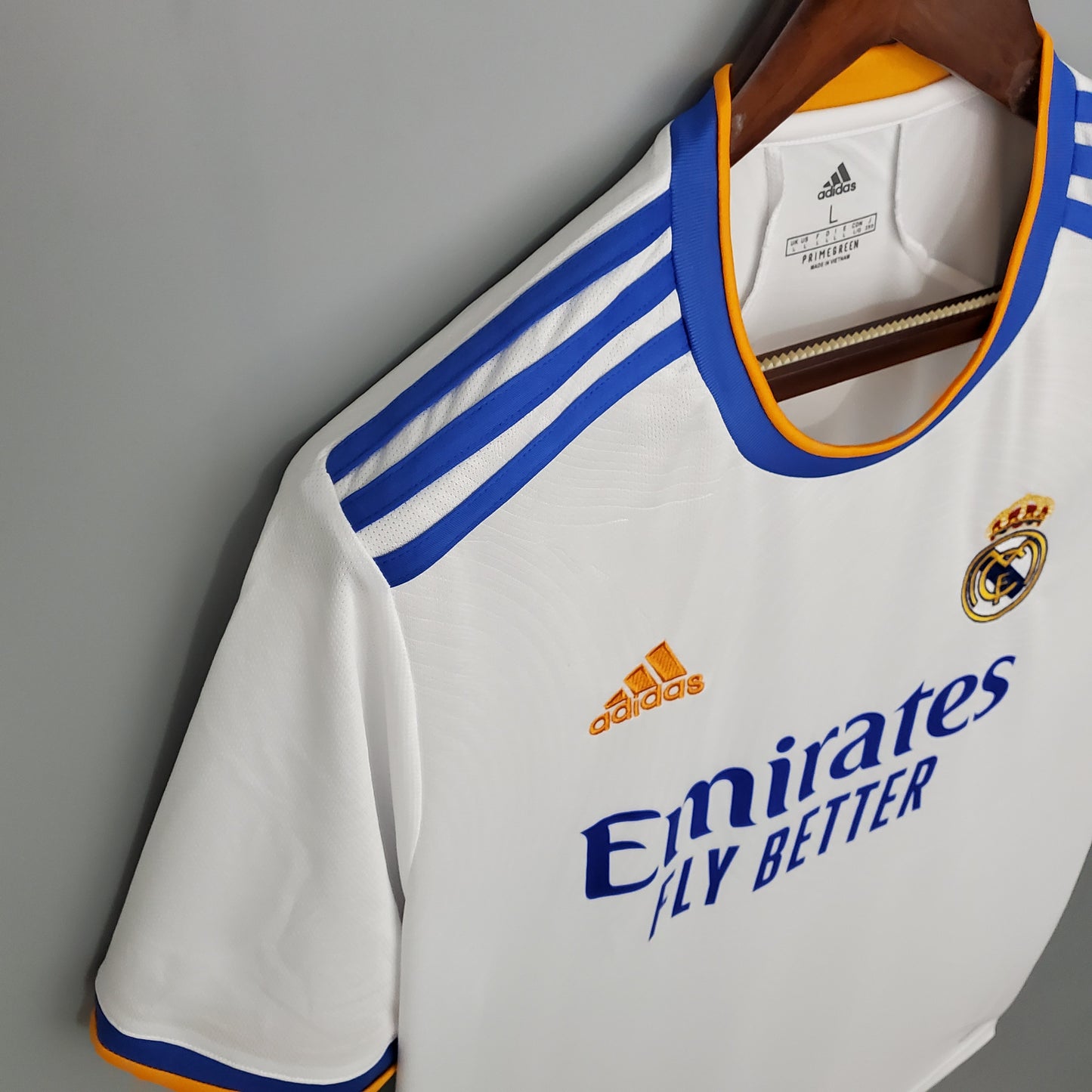 Real Madrid’s Home Jersey 21/22 - Classic XI