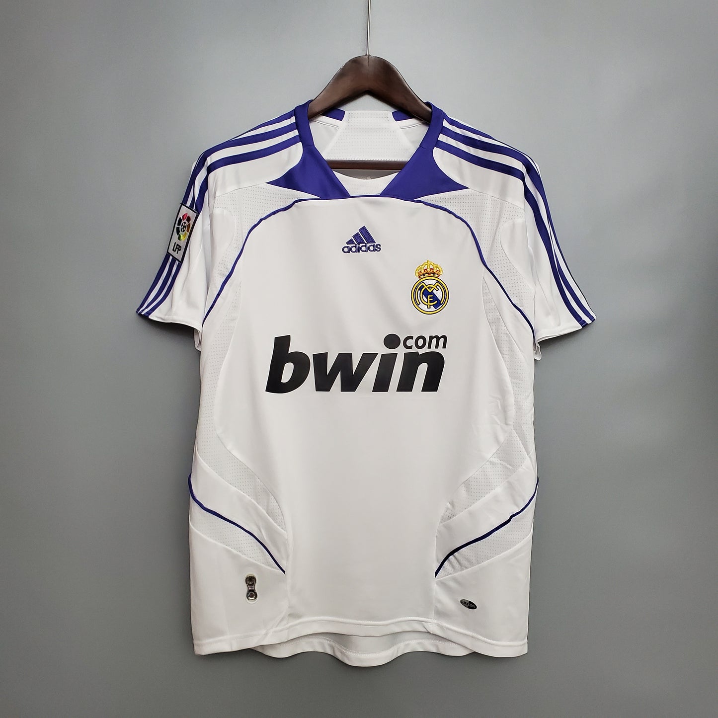Real Madrid’s Home Jersey 07/08 - Classic XI