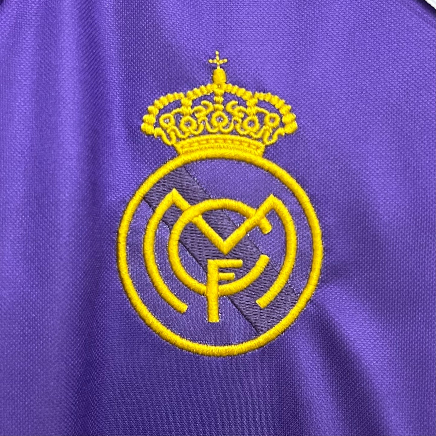 Real Madrid’s Away Jersey 84/85 - Classic XI