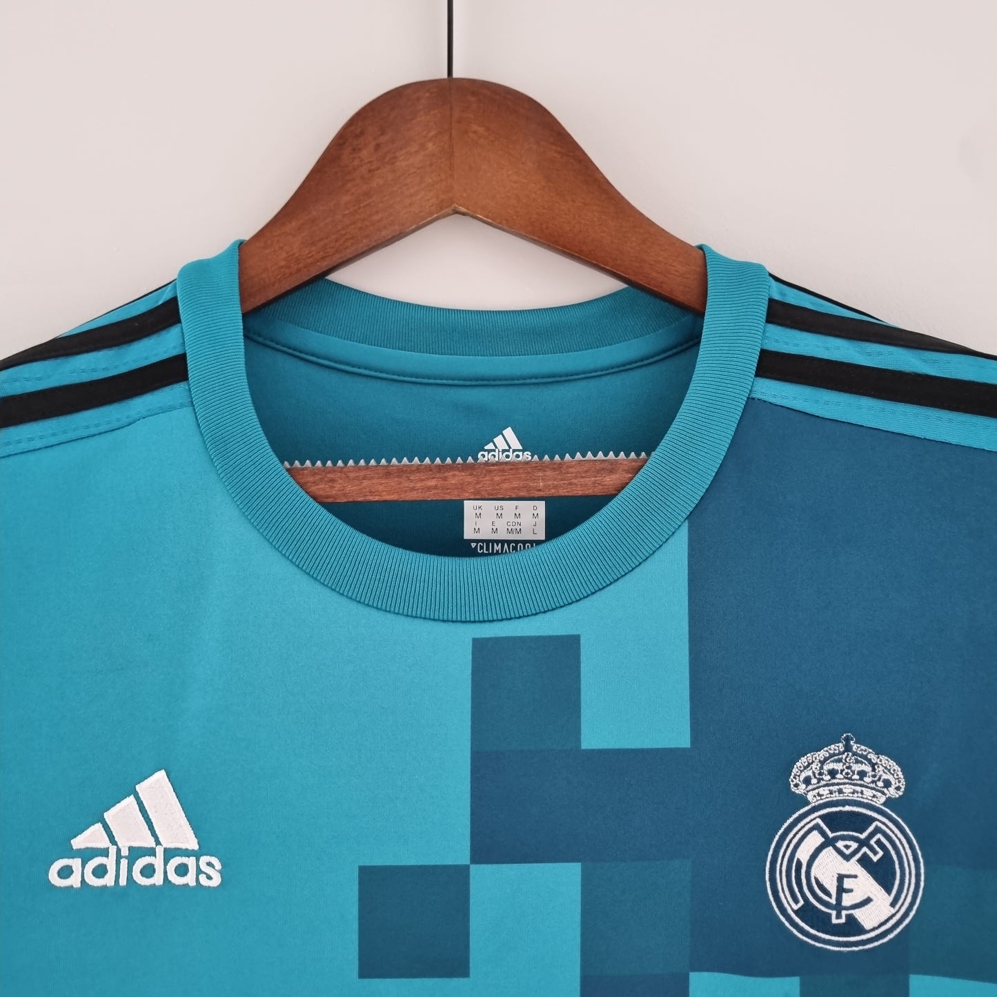 Real Madrid’s 3rd Jersey 17/18 - Classic XI