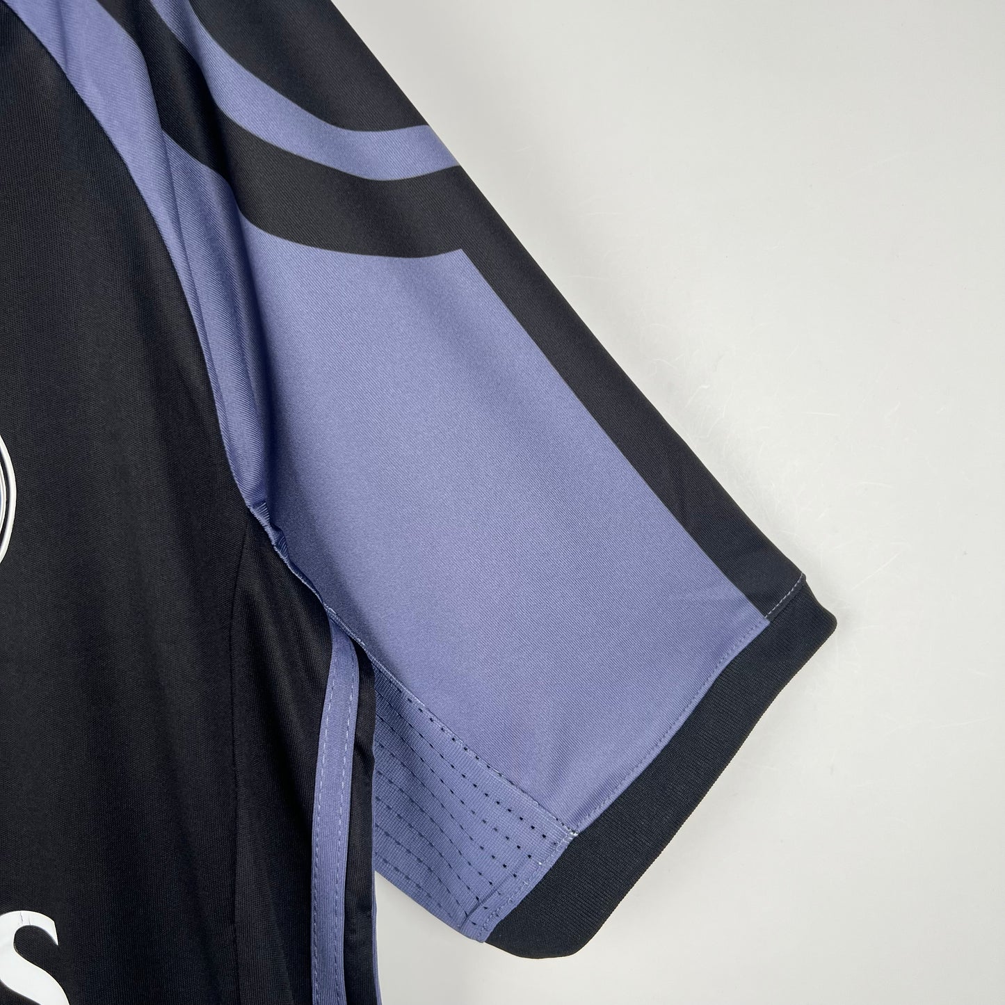 Real Madrid’s 3rd Jersey 16/17 - Classic XI
