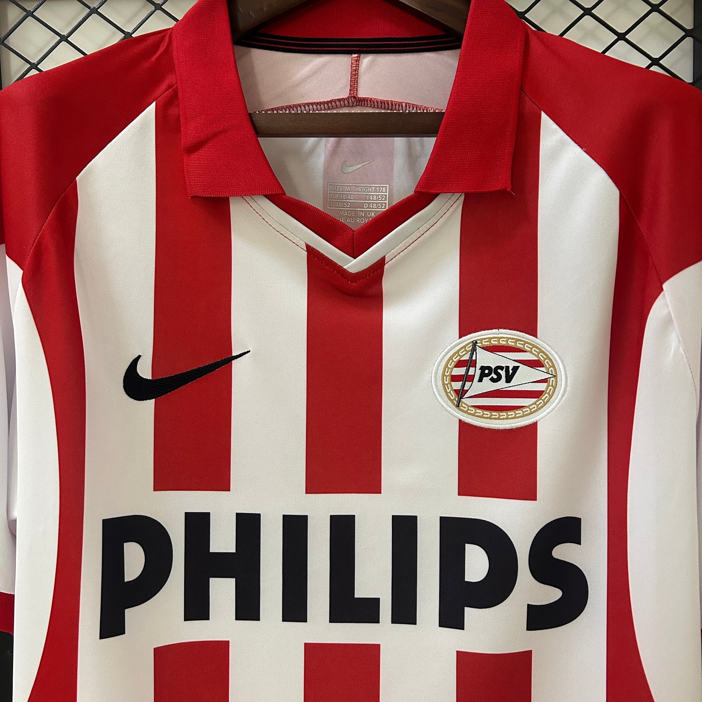 PSV Eindhoven’s Home Jersey 00/01 - Classic XI