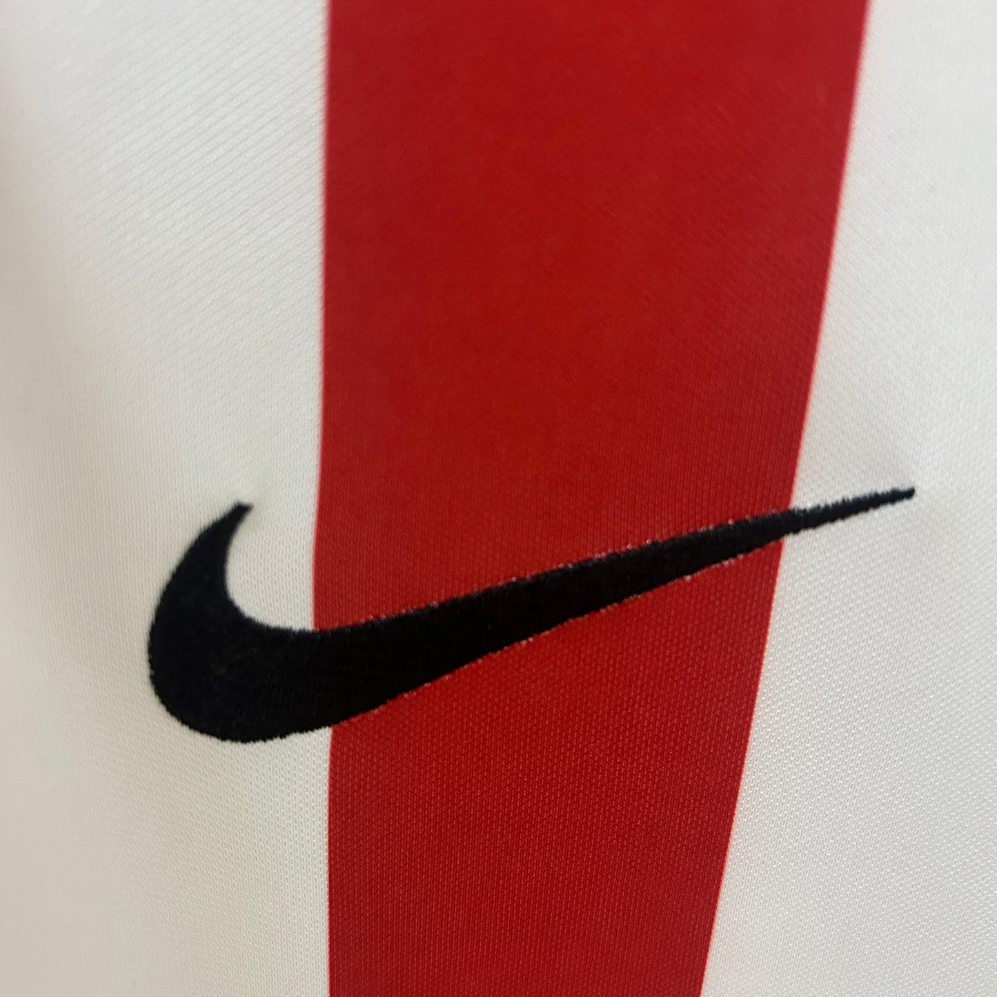 PSV Eindhoven’s Home Jersey 00/01 - Classic XI