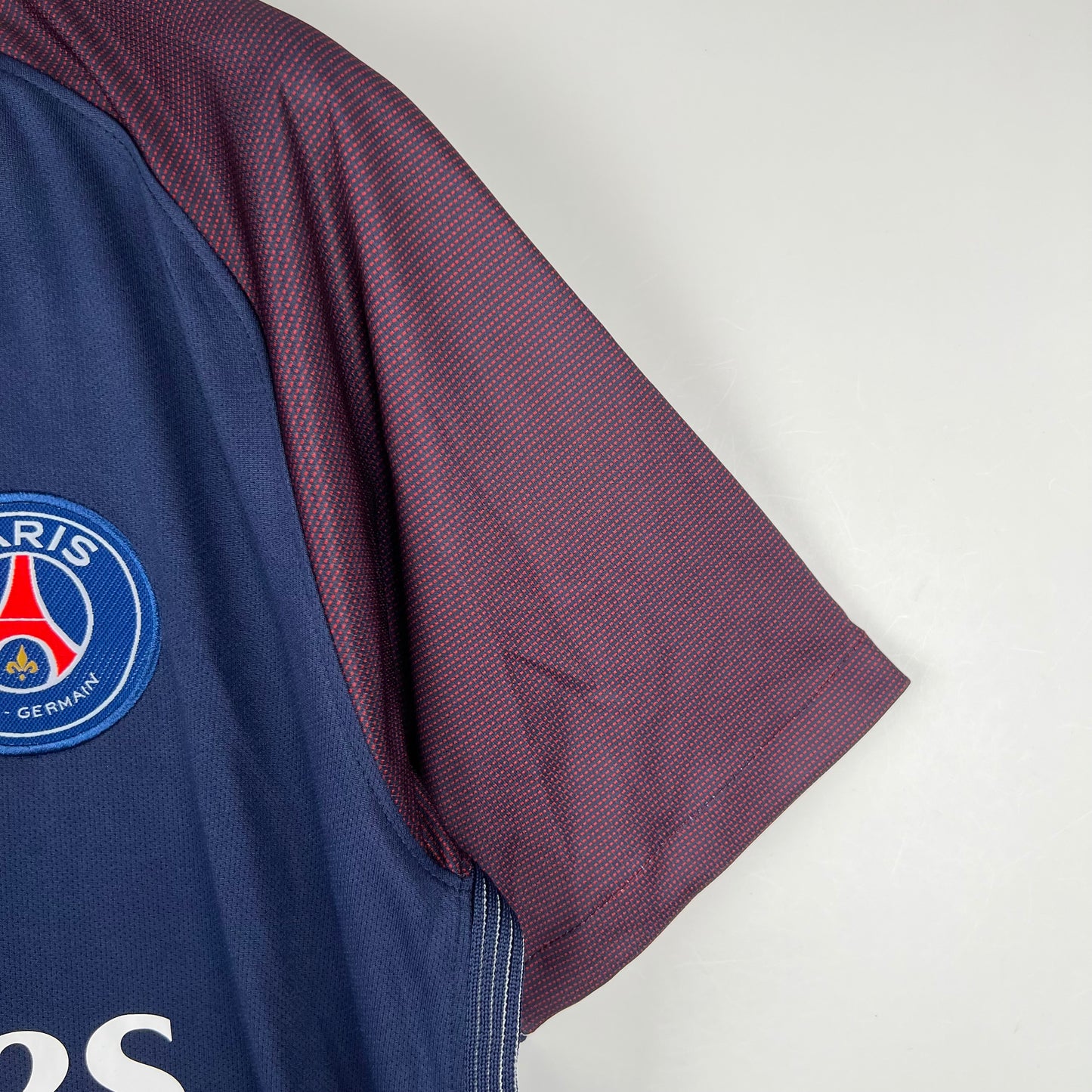 PSG’s Home Jersey 17/18 - Classic XI