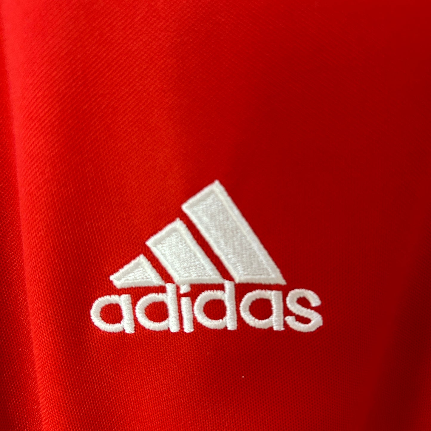 Benfica’s Home Jersey 04/05 - Classic XI