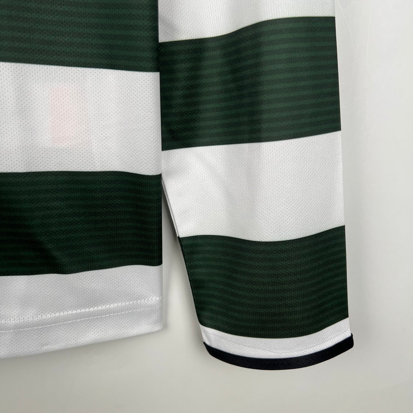 Sporting Lisbona’s Home Jersey 01/02 (Long Sleeves) - Classic XI