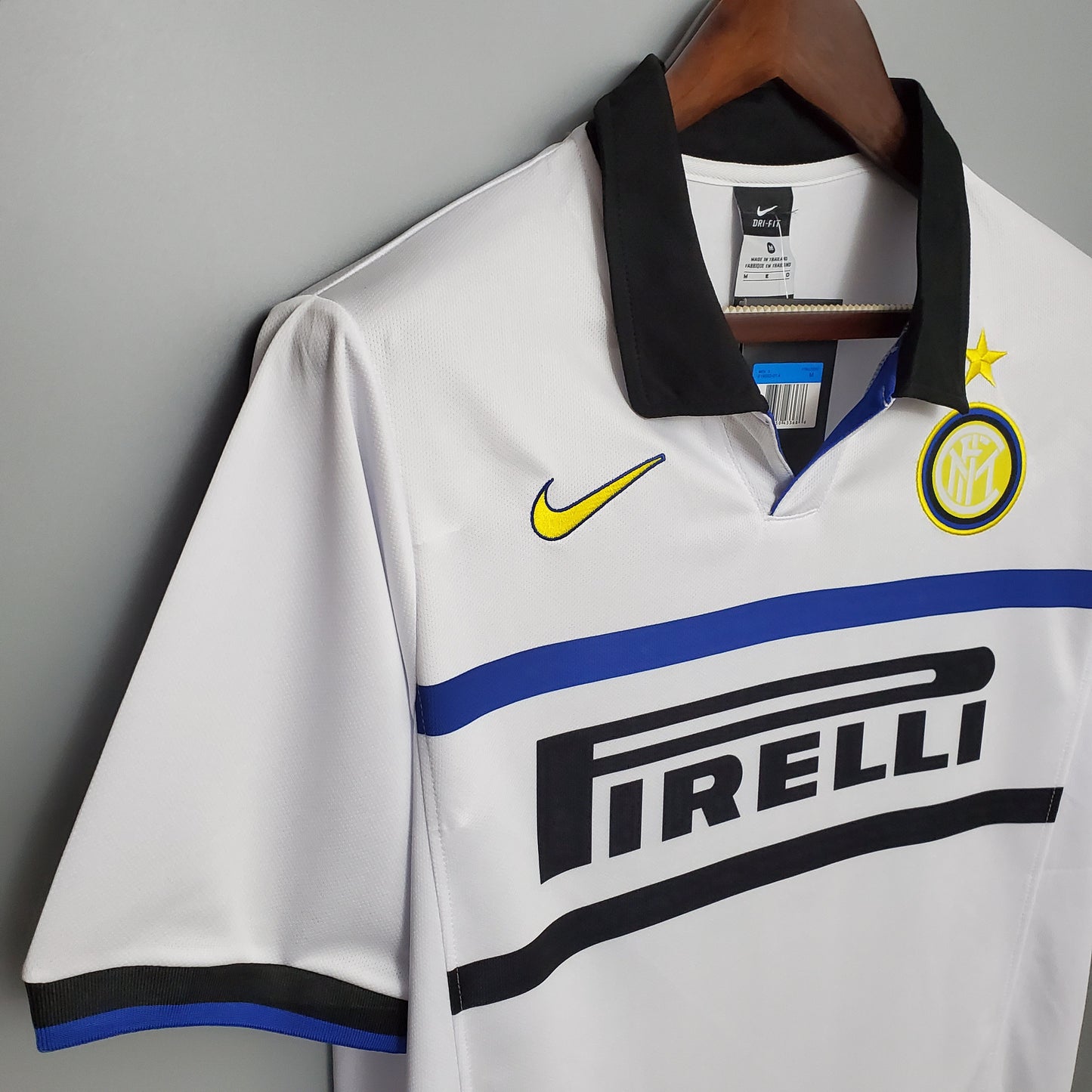 Inter’s Away Jersey 98/99 - Classic XI