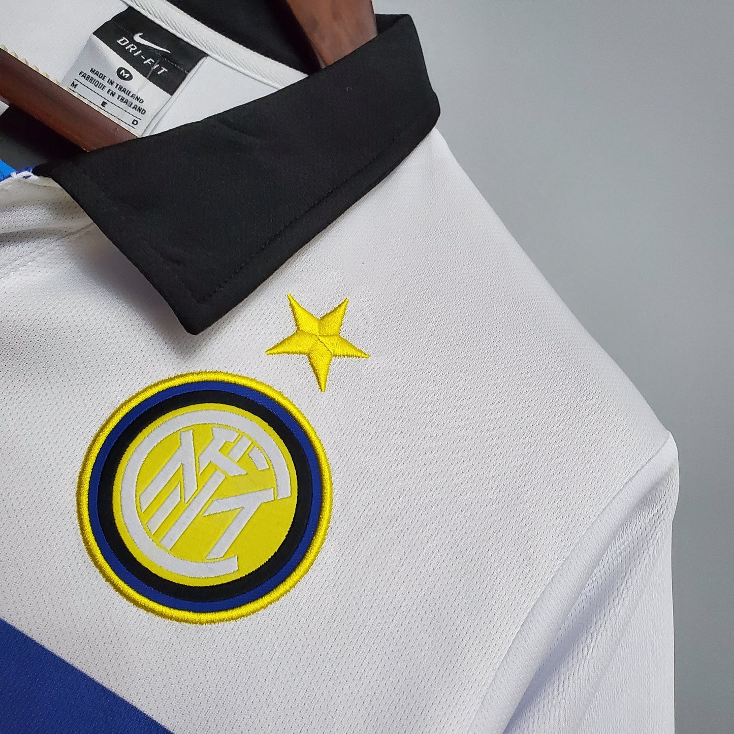 Inter’s Away Jersey 98/99 - Classic XI
