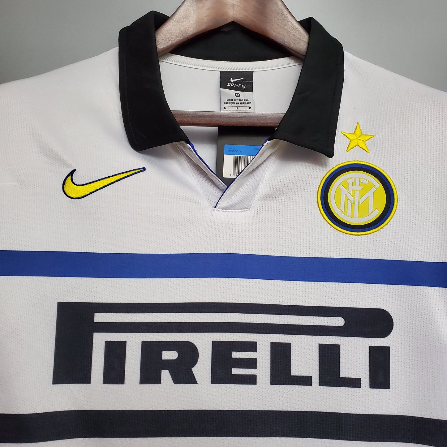 Inter’s Away Jersey 98/99 - Classic XI