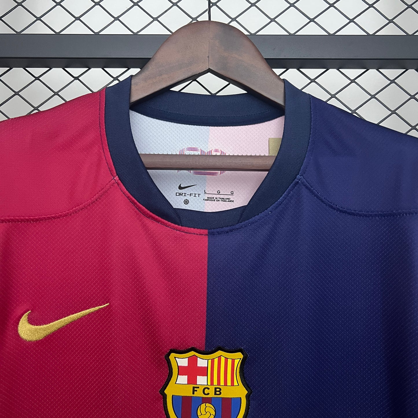 Barcellona’s Home Jersey X Travis Scott 24/25 - Classic XI