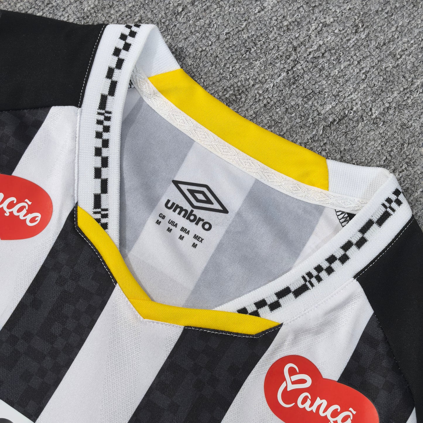 Santos’ Home Jersey 25/26 - Classic XI