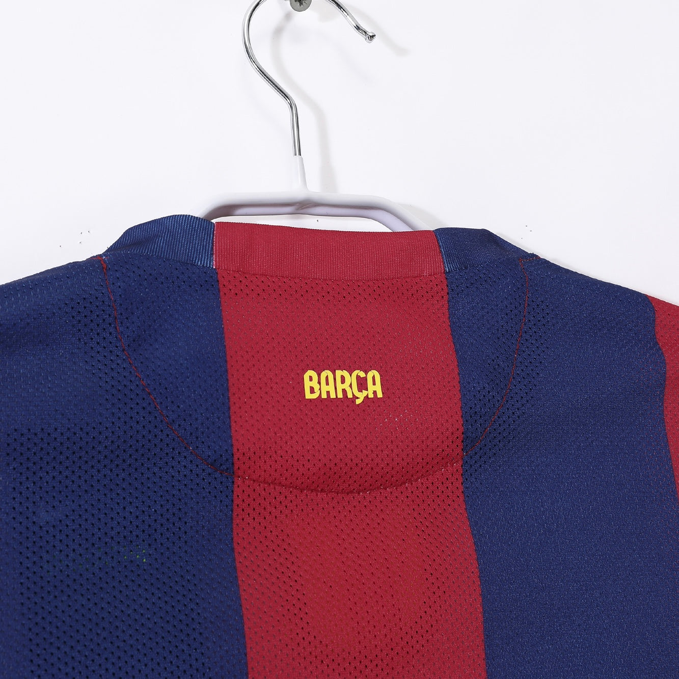 Barcellona’s Home Jersey 14/15 (Long Sleeves) | Classic XI