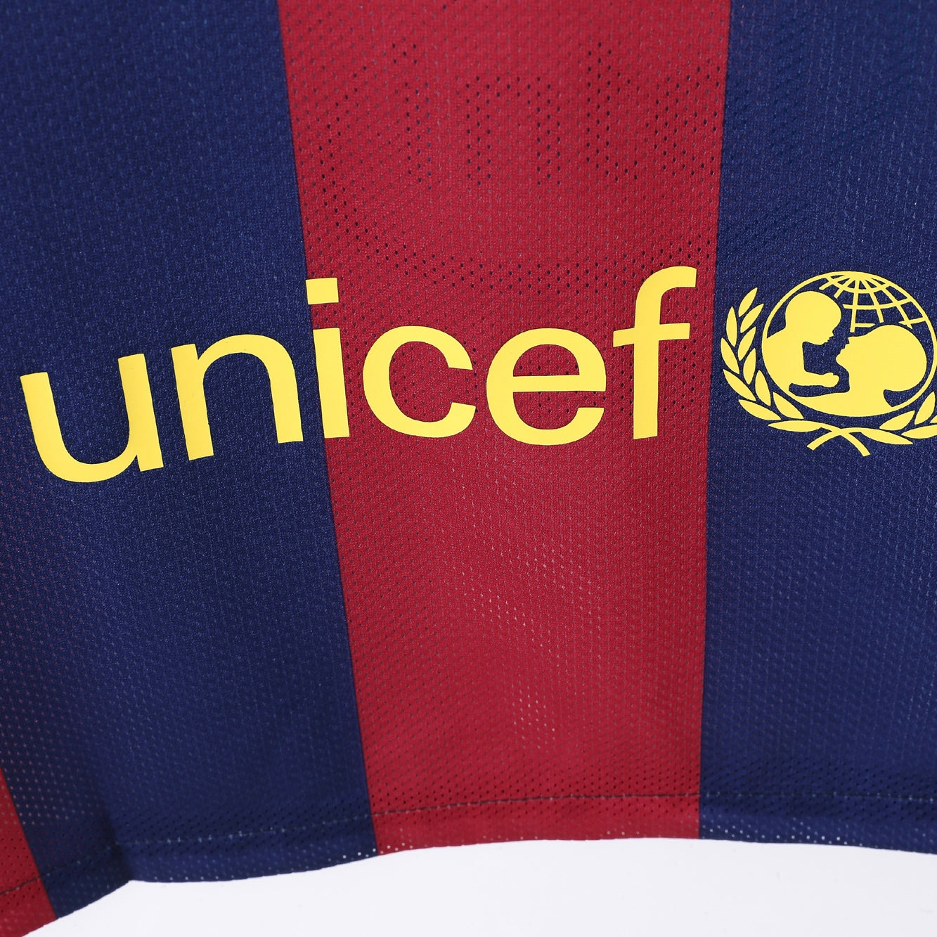Barcellona’s Home Jersey 14/15 (Long Sleeves) | Classic XI