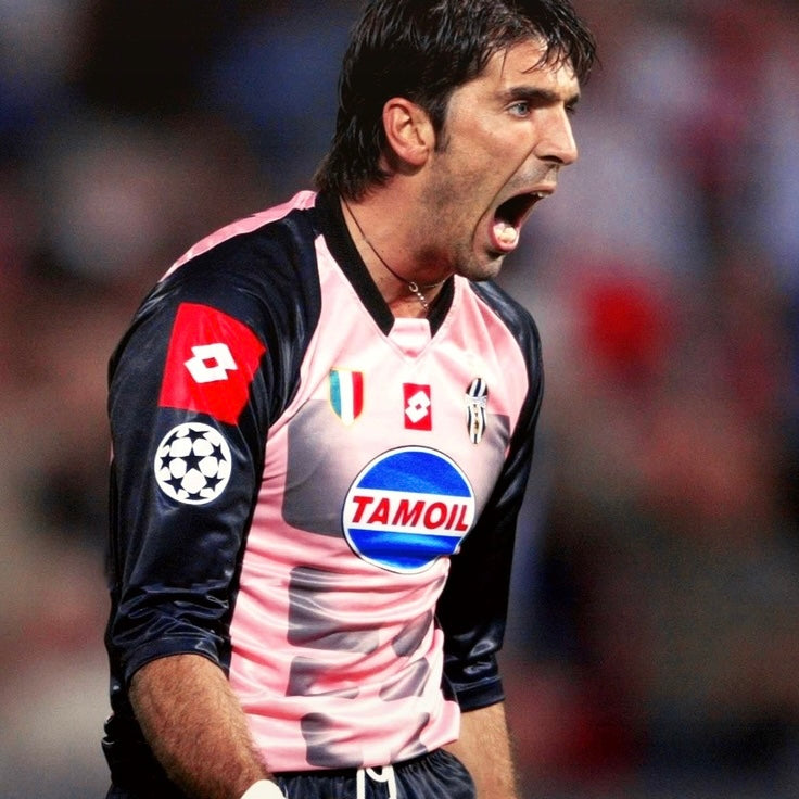 Juventus’ GK Jersey 2002/03 Buffon | Classic XI