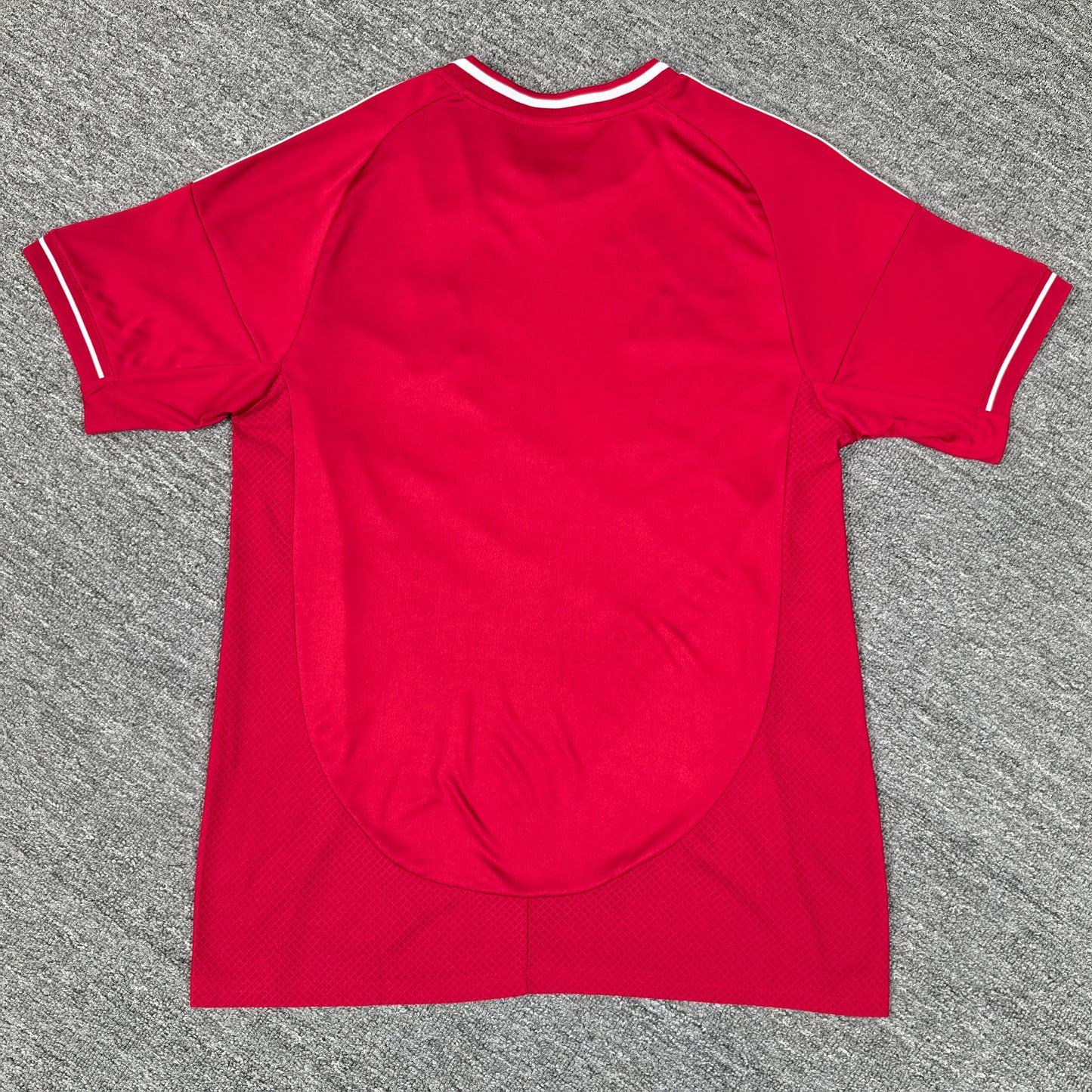 Liverpool’s Home Jersey 2025/26 | Classic XI