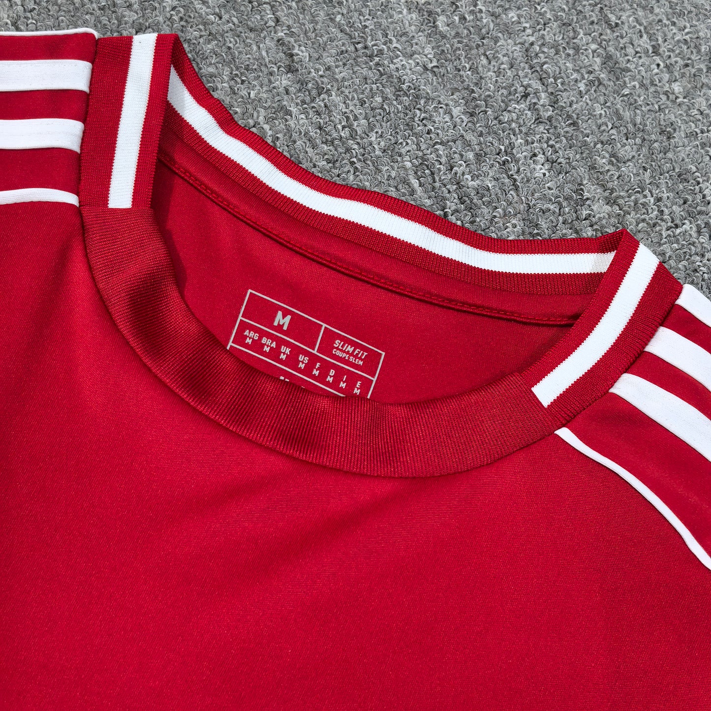 Liverpool’s Home Jersey 2025/26 | Classic XI