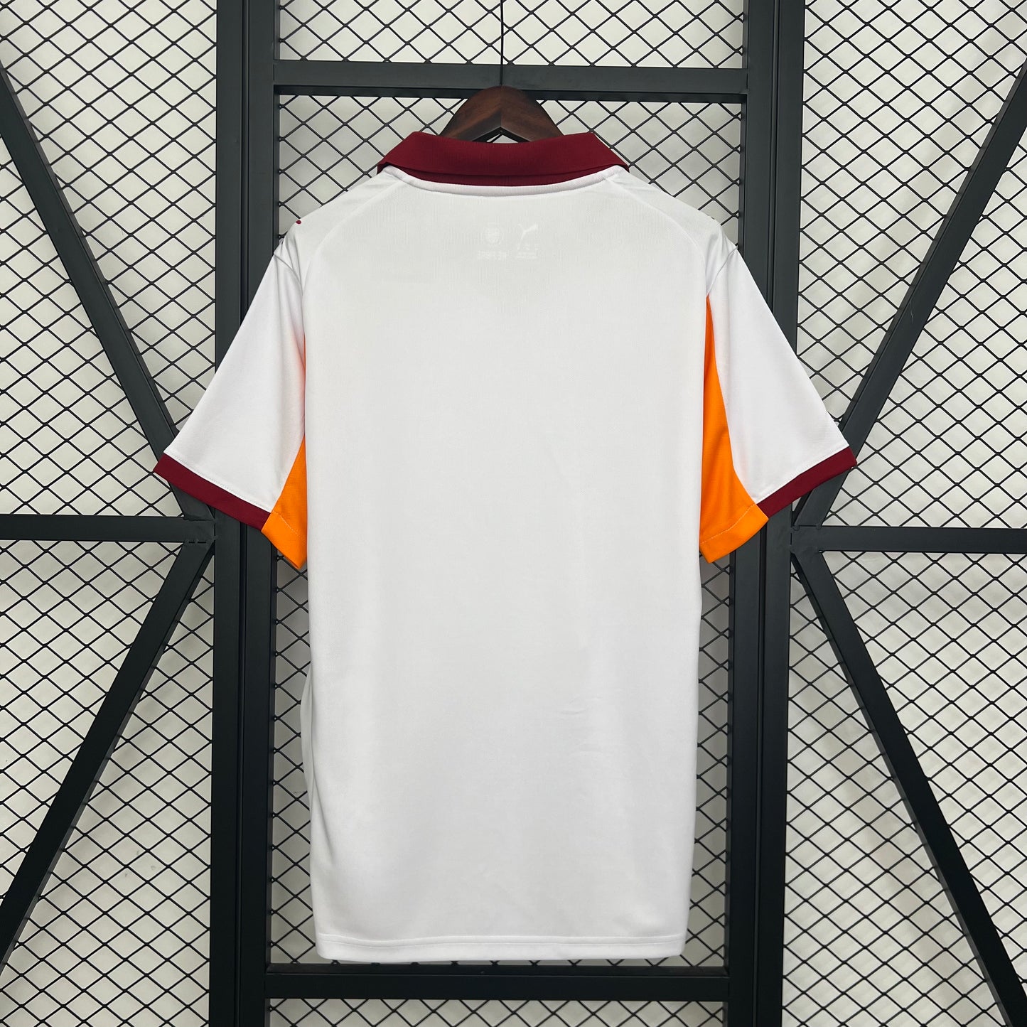 Galatasaray’s Away Jersey 2025/26