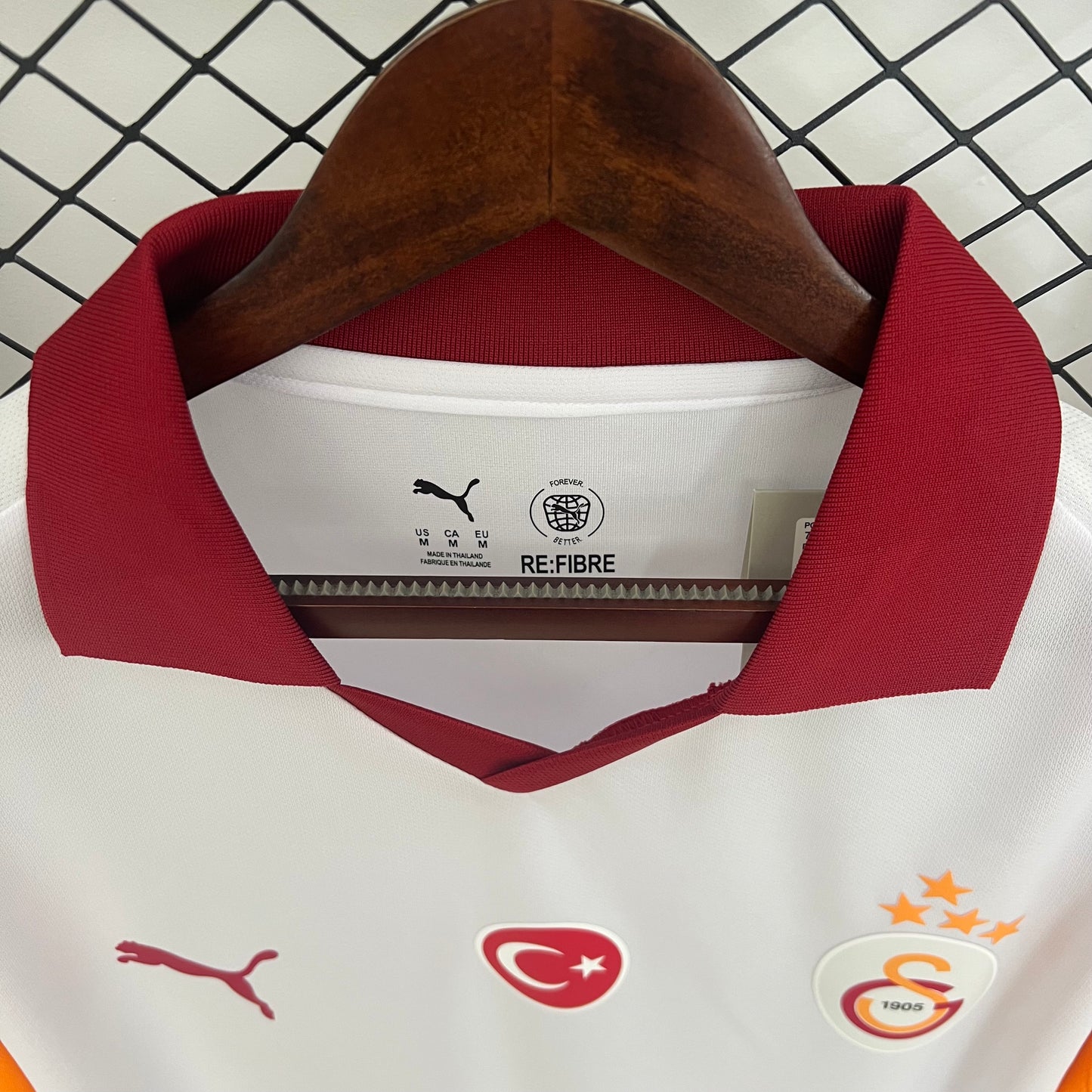 Galatasaray’s Away Jersey 2025/26